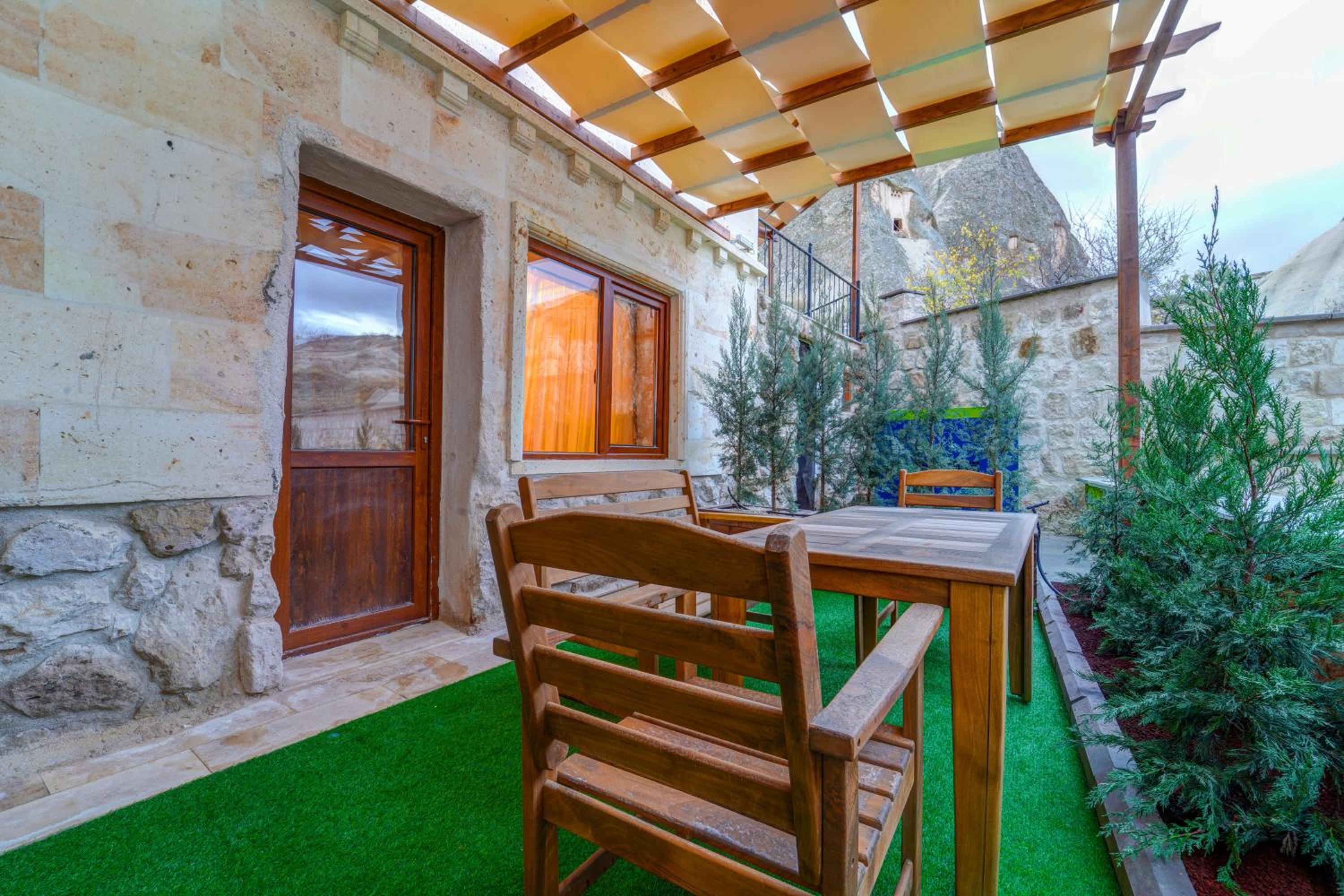 Enjoy Stone Hotel