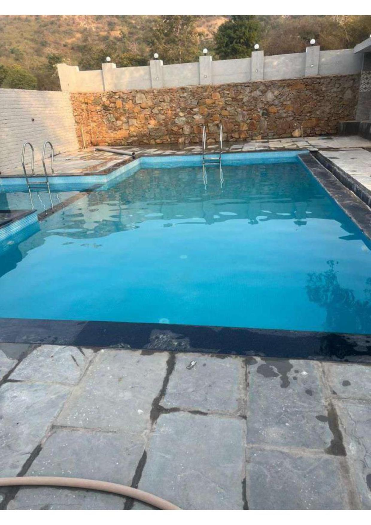 Hilfiger 5BHK