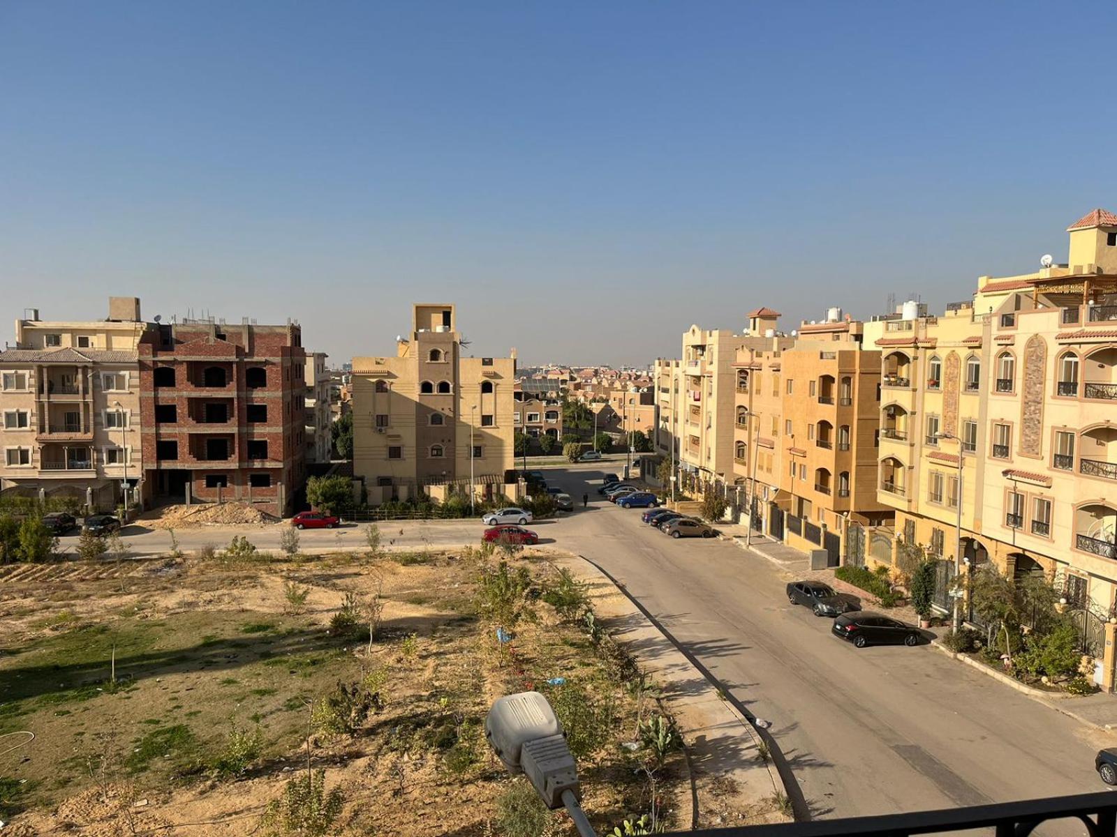 Family Apartment Near AUC