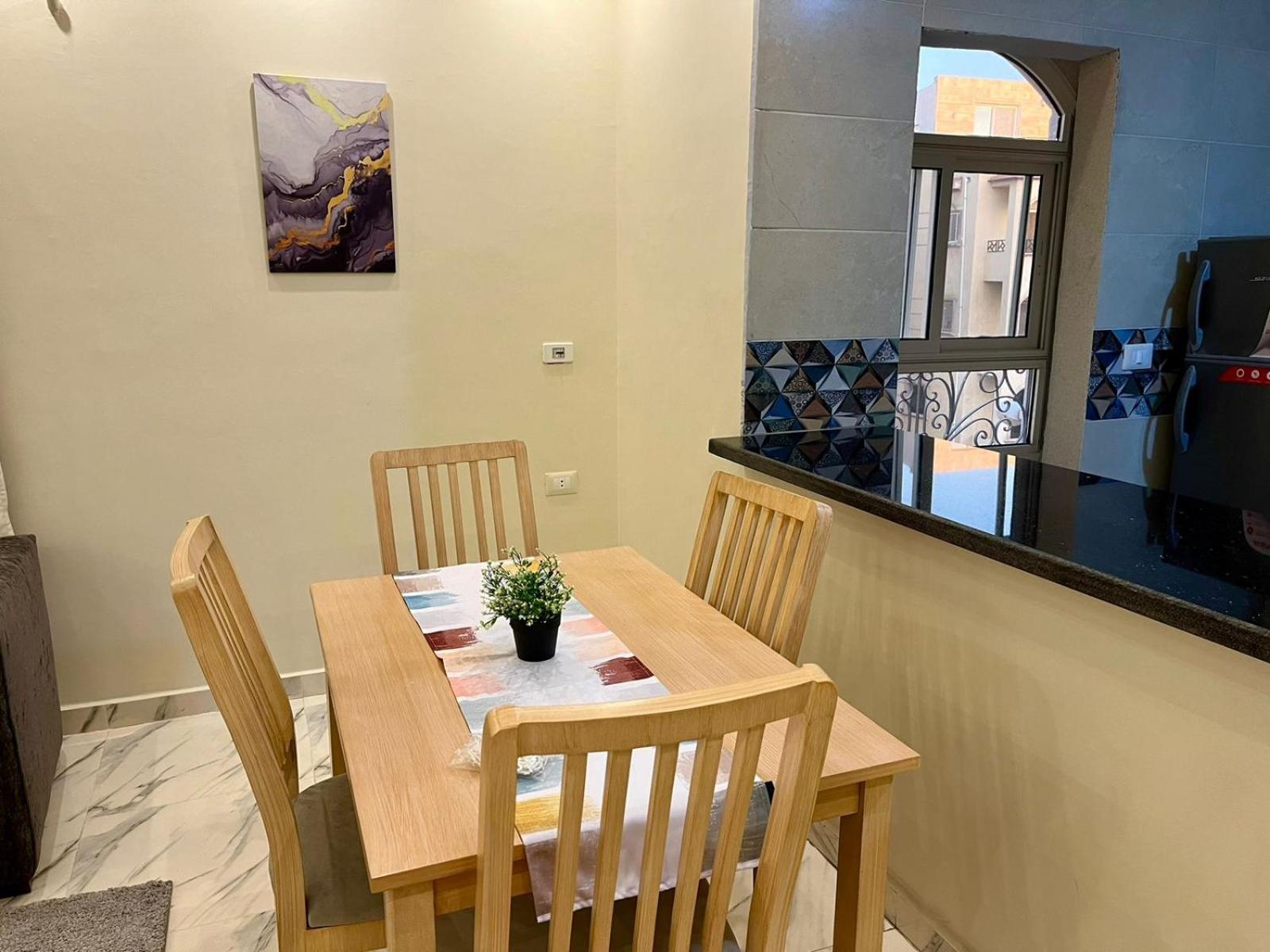Family Apartment Near AUC