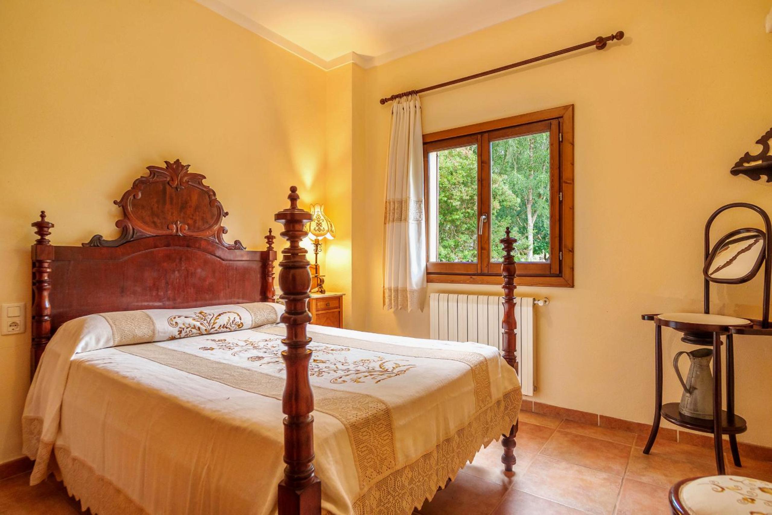 M409 Ferragut Crestatx by Mallorca Villa Selection