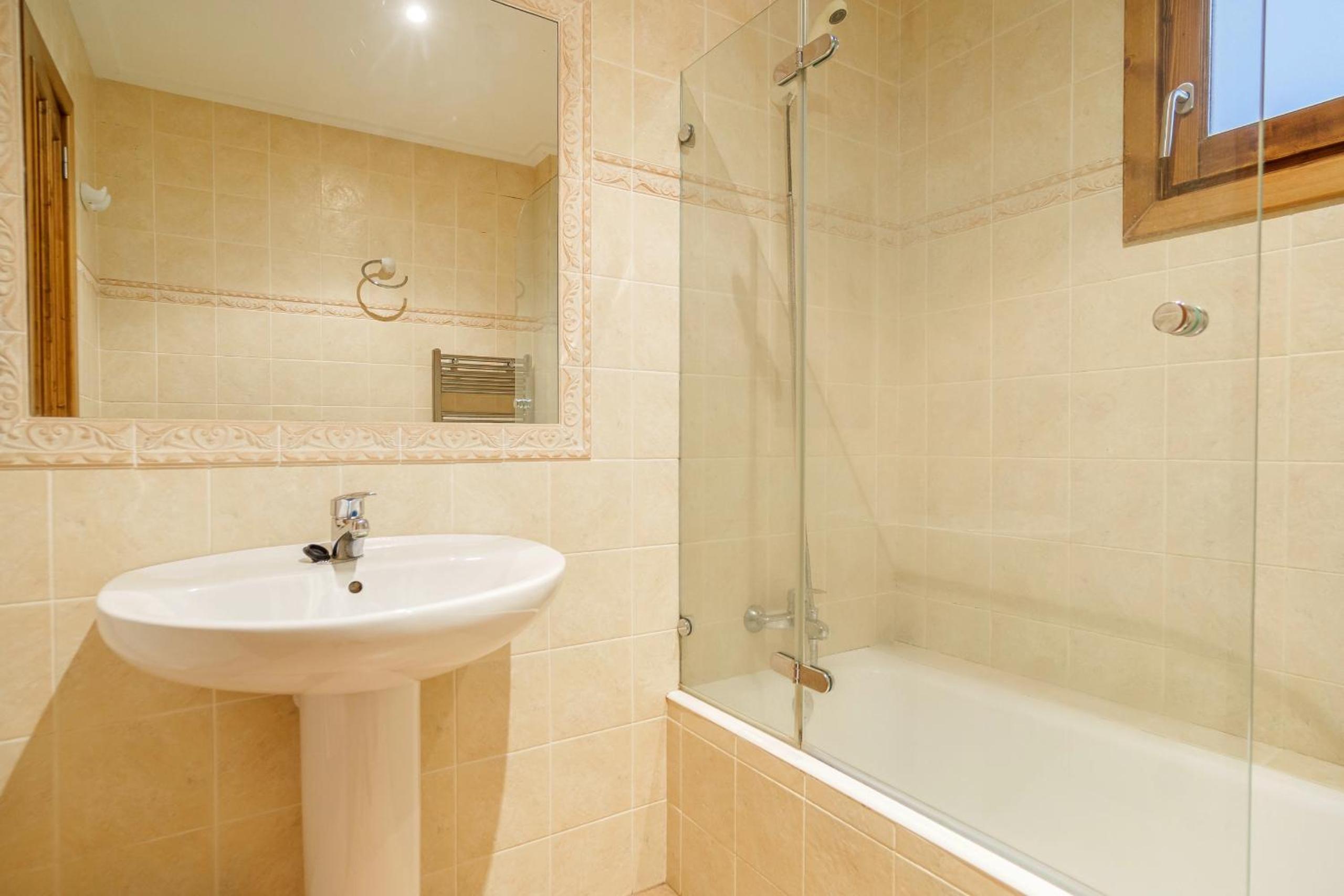 M409 Ferragut Crestatx by Mallorca Villa Selection
