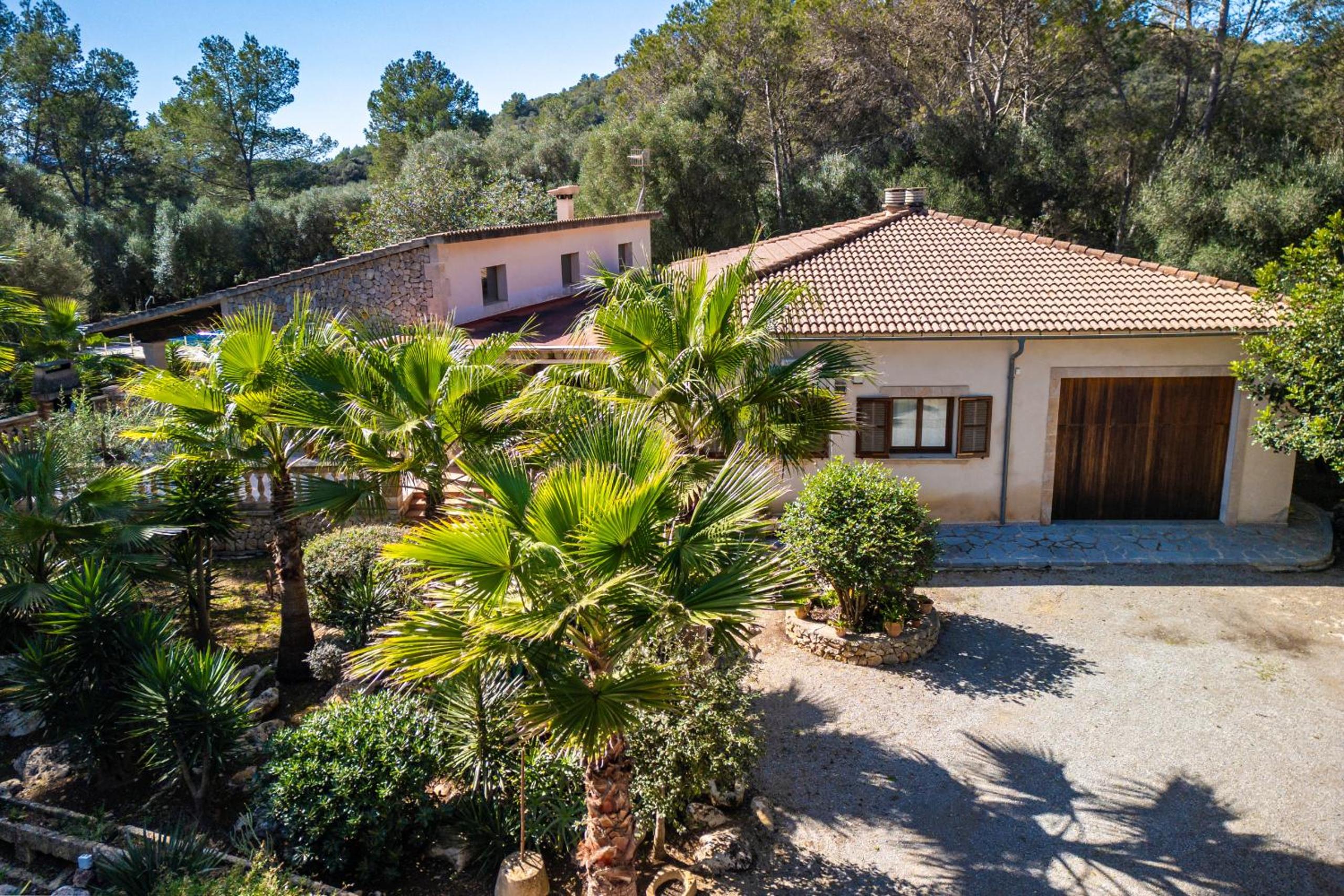 M409 Ferragut Crestatx by Mallorca Villa Selection