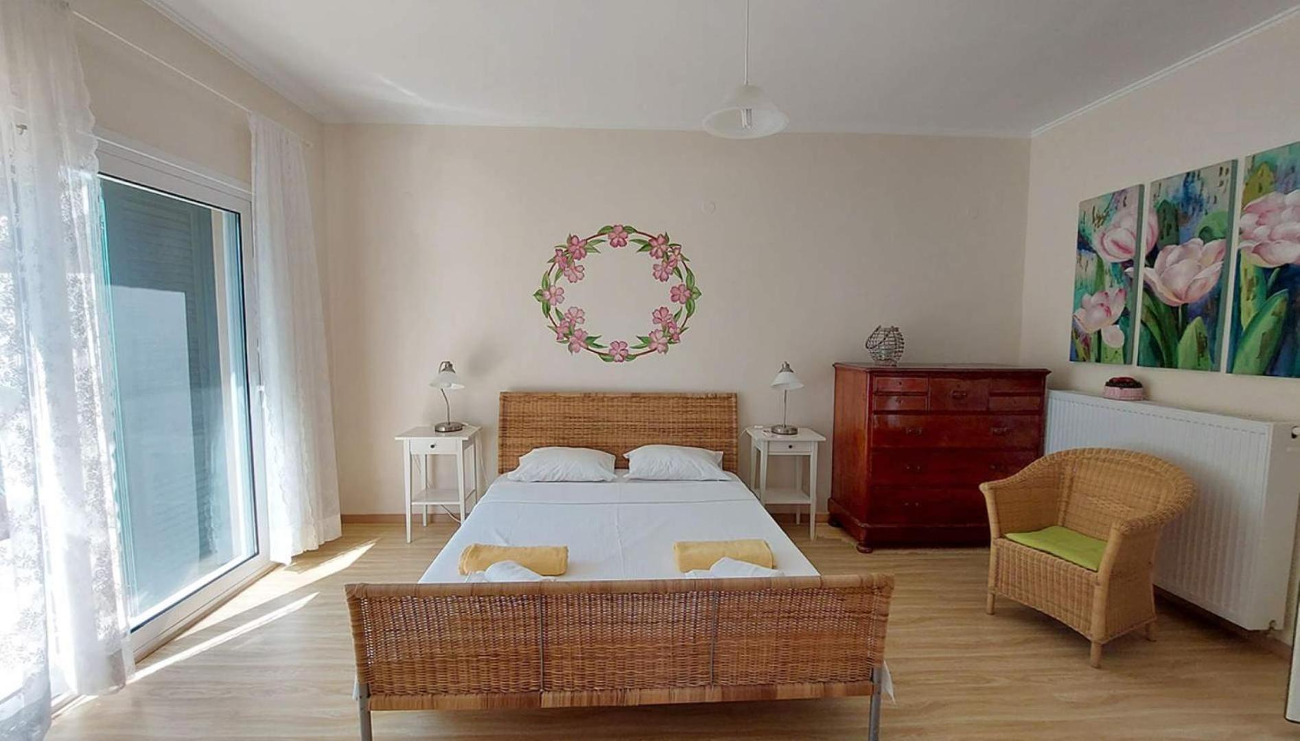 Villa Mayroula