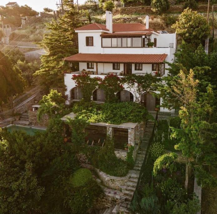Villa Kasteli - Secret Beauty in the Mountains view 3