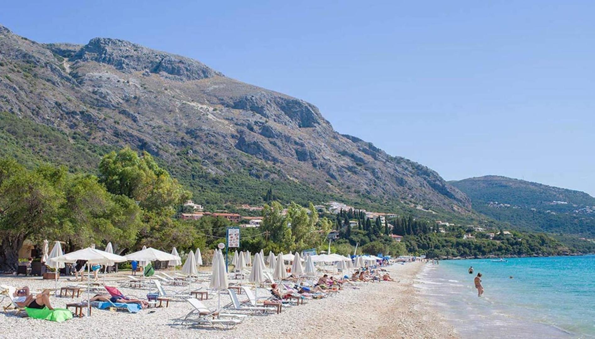 Villa Mayroula