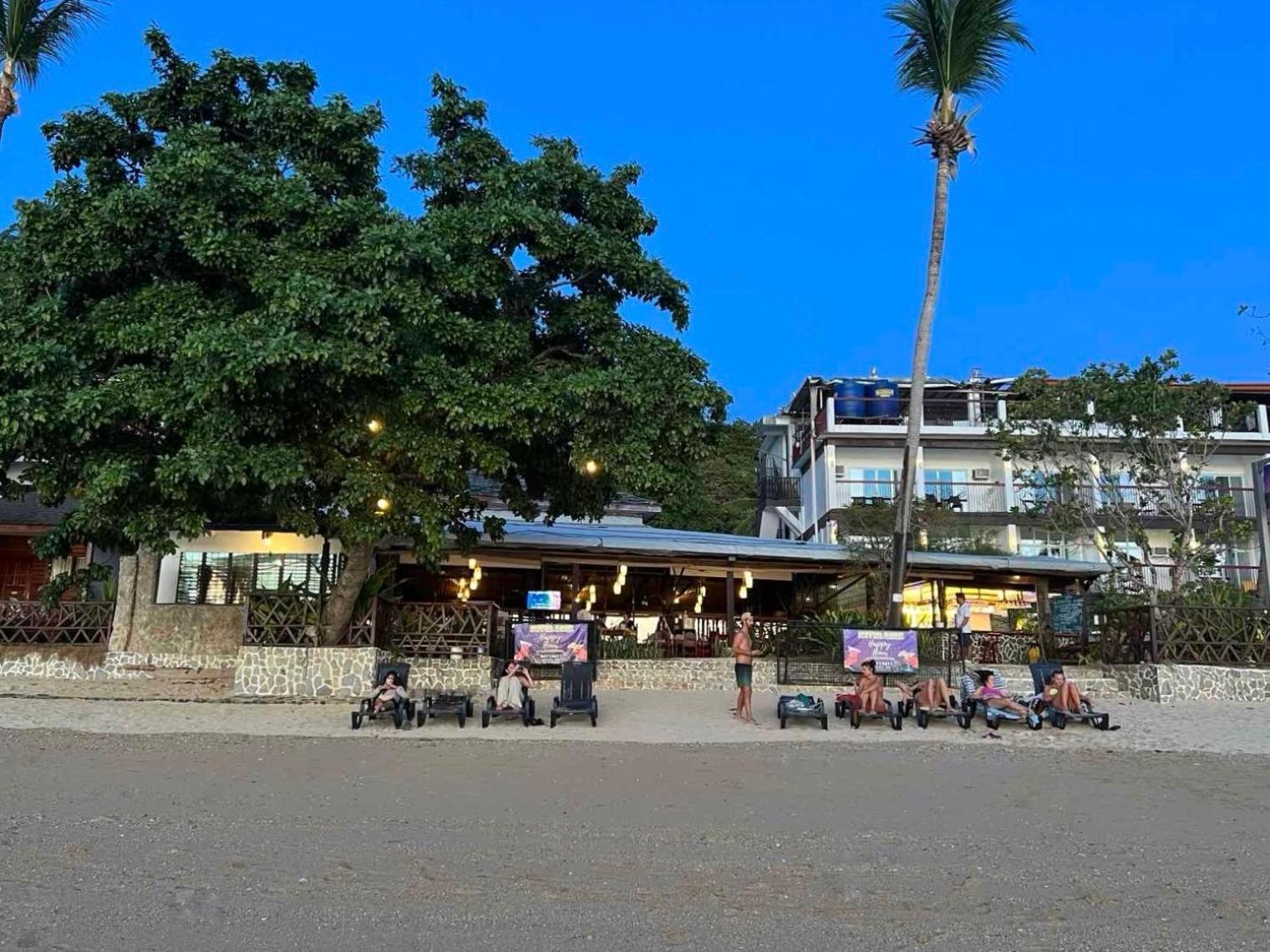 Doublegem Beach Resort and Hotel