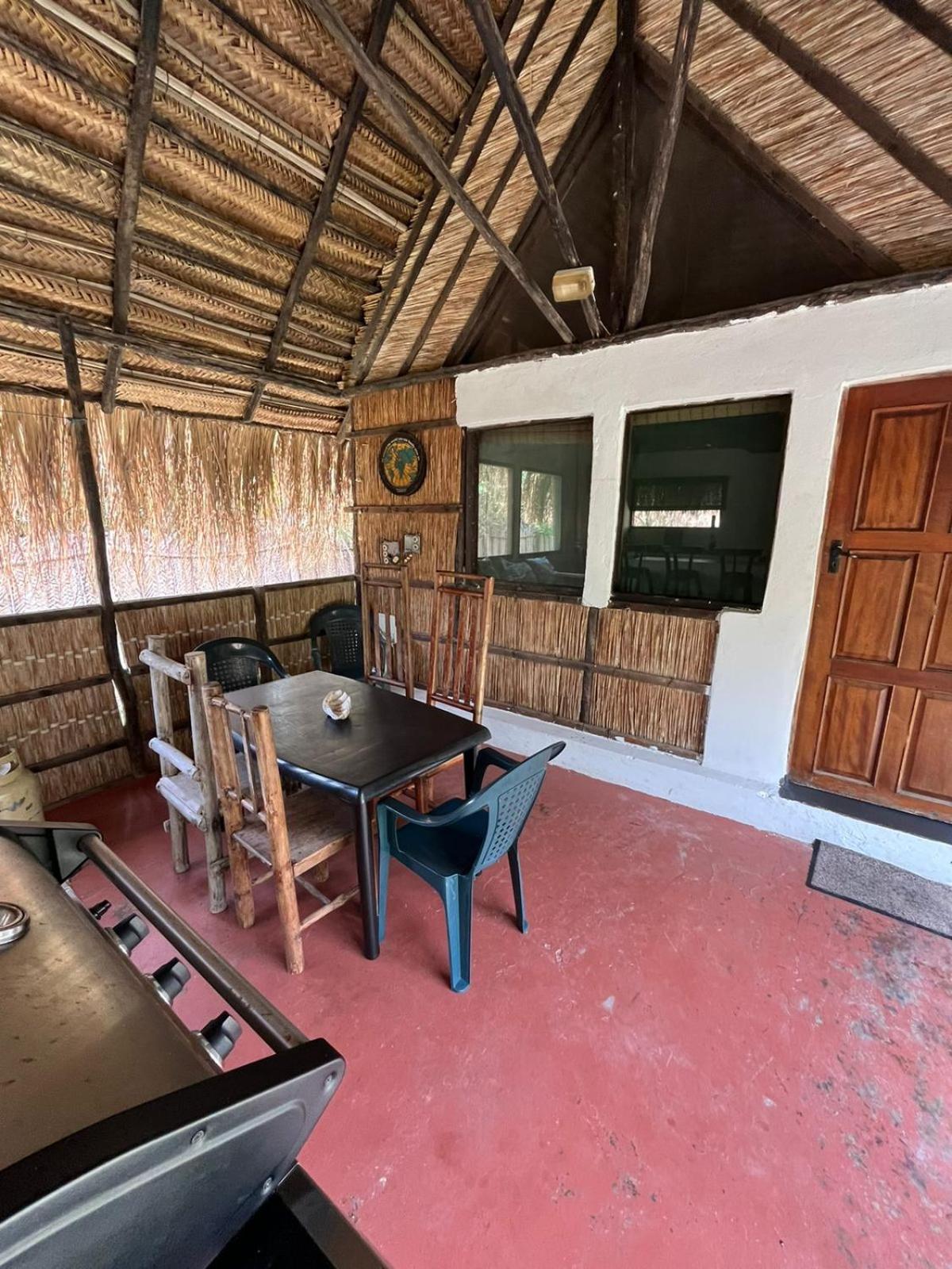 Mango Beach Resort