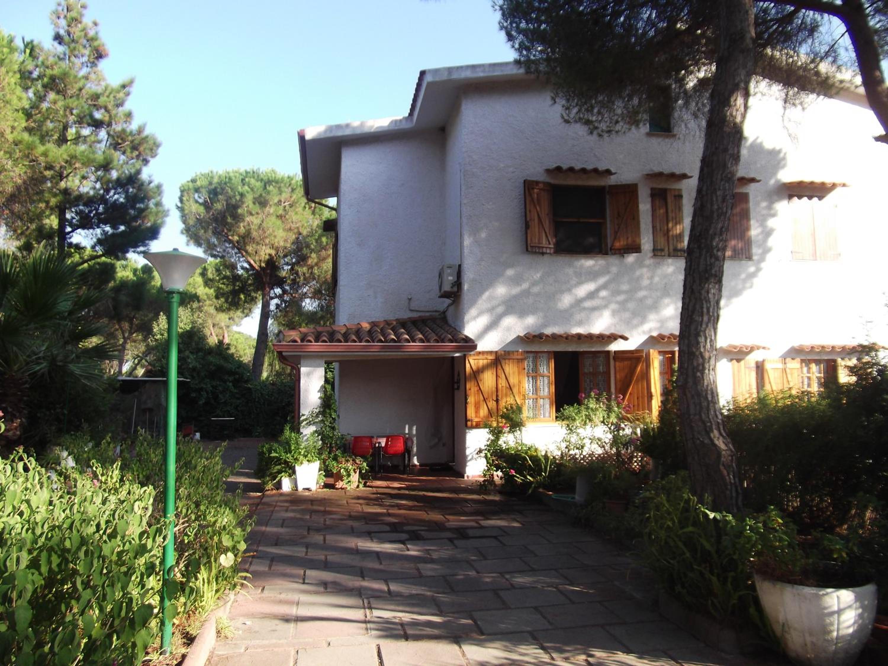 Hotel Villa Manuela - Image 1