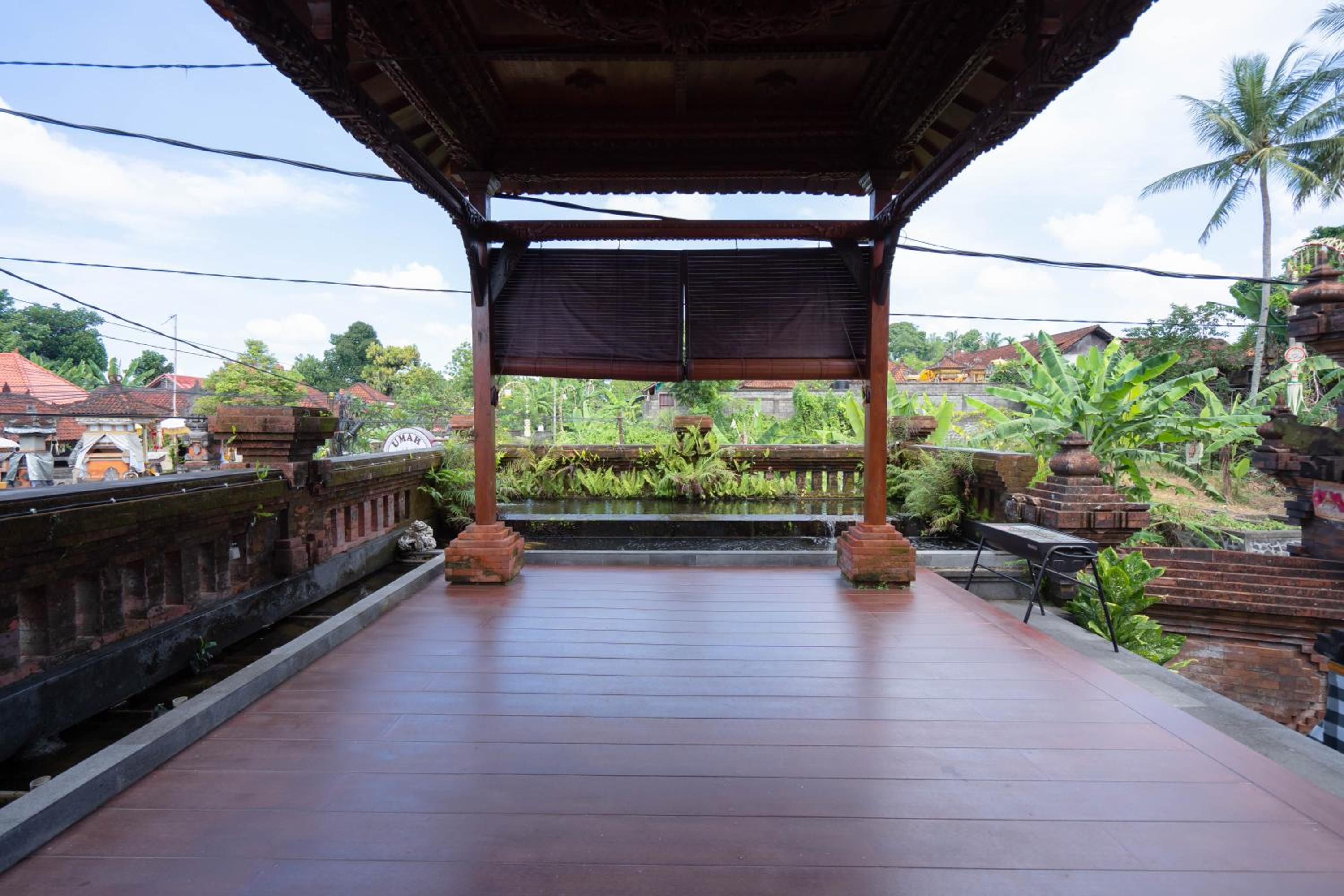 Tebluess Gianyar