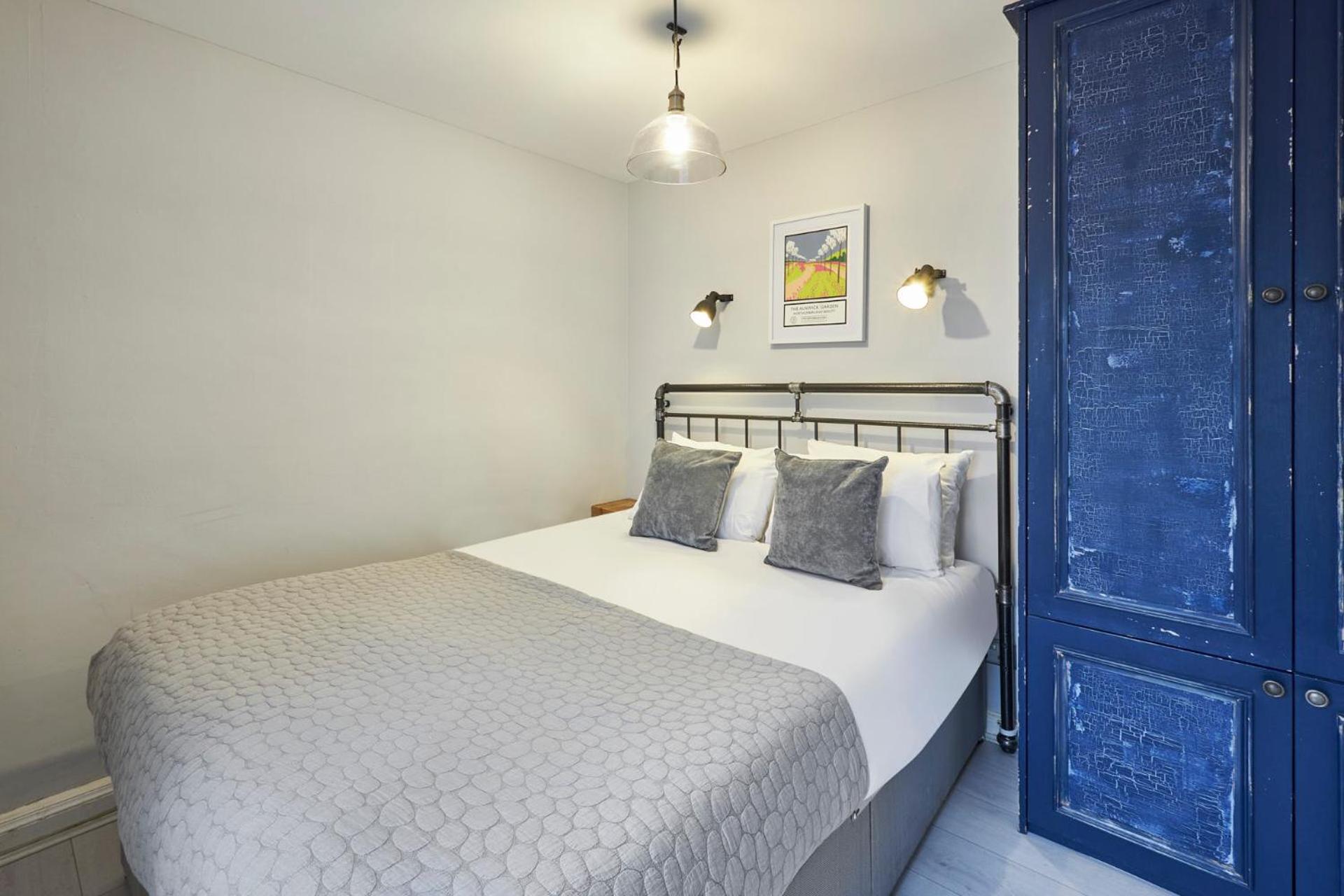 Host & Stay - Dodds Lane view 4