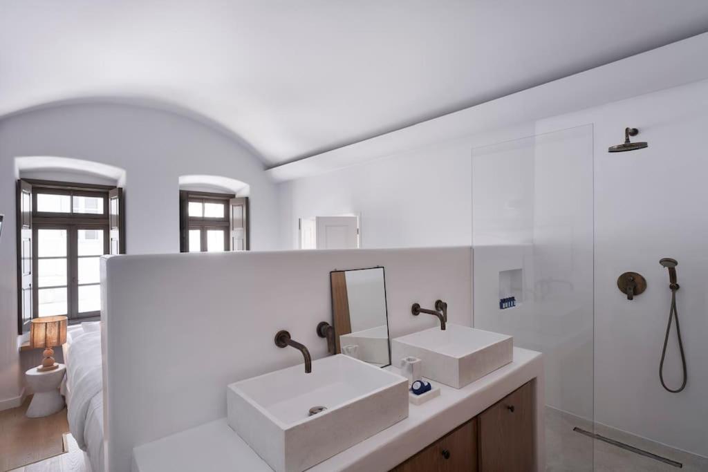 2-bedroom House with Balcony view 3