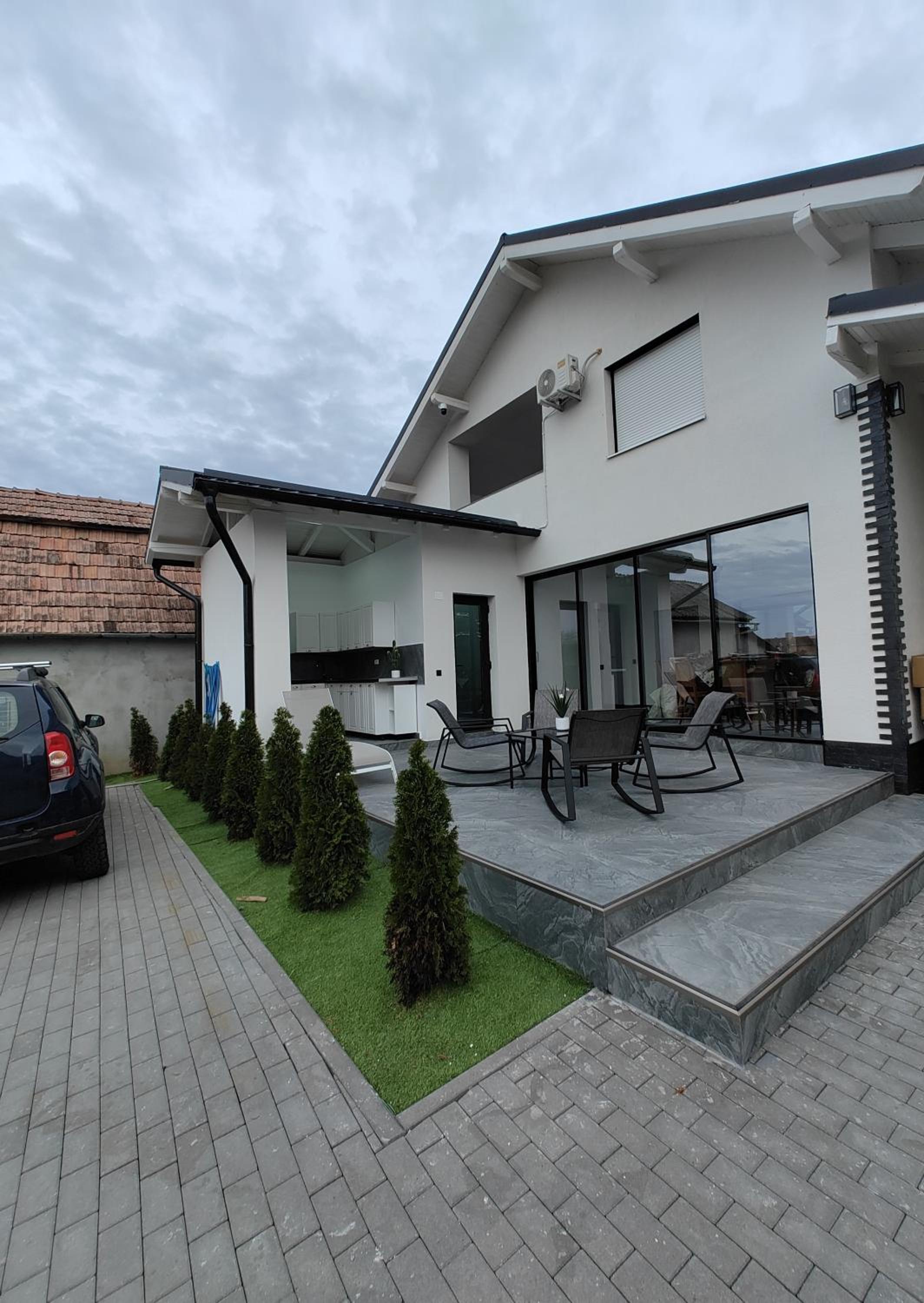 Photo 46