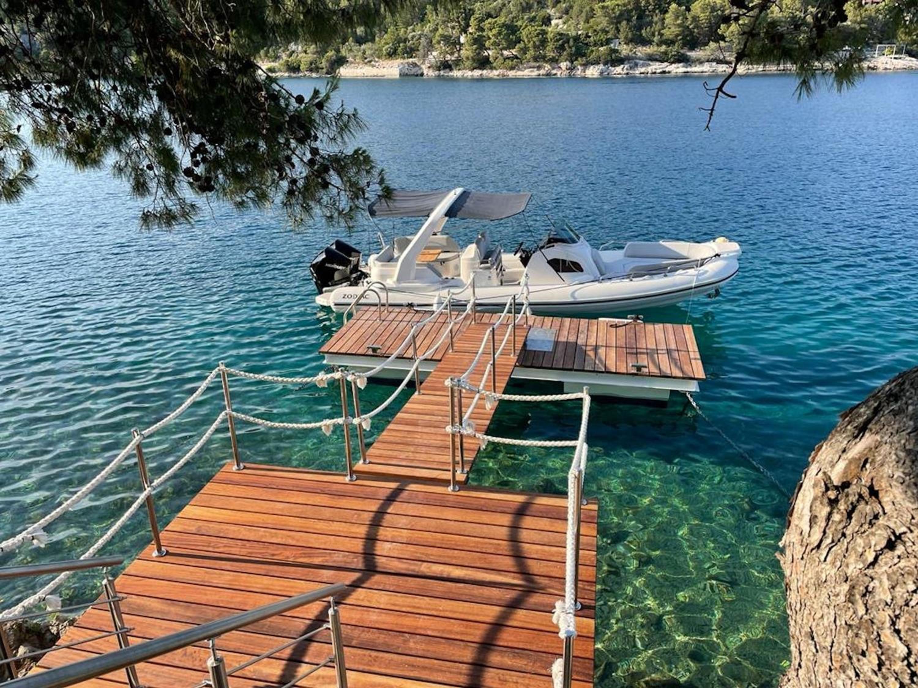 Luxurious Waterfront Villa 4 Bedrooms Villa Selca Waterfront Private Jetty view 4