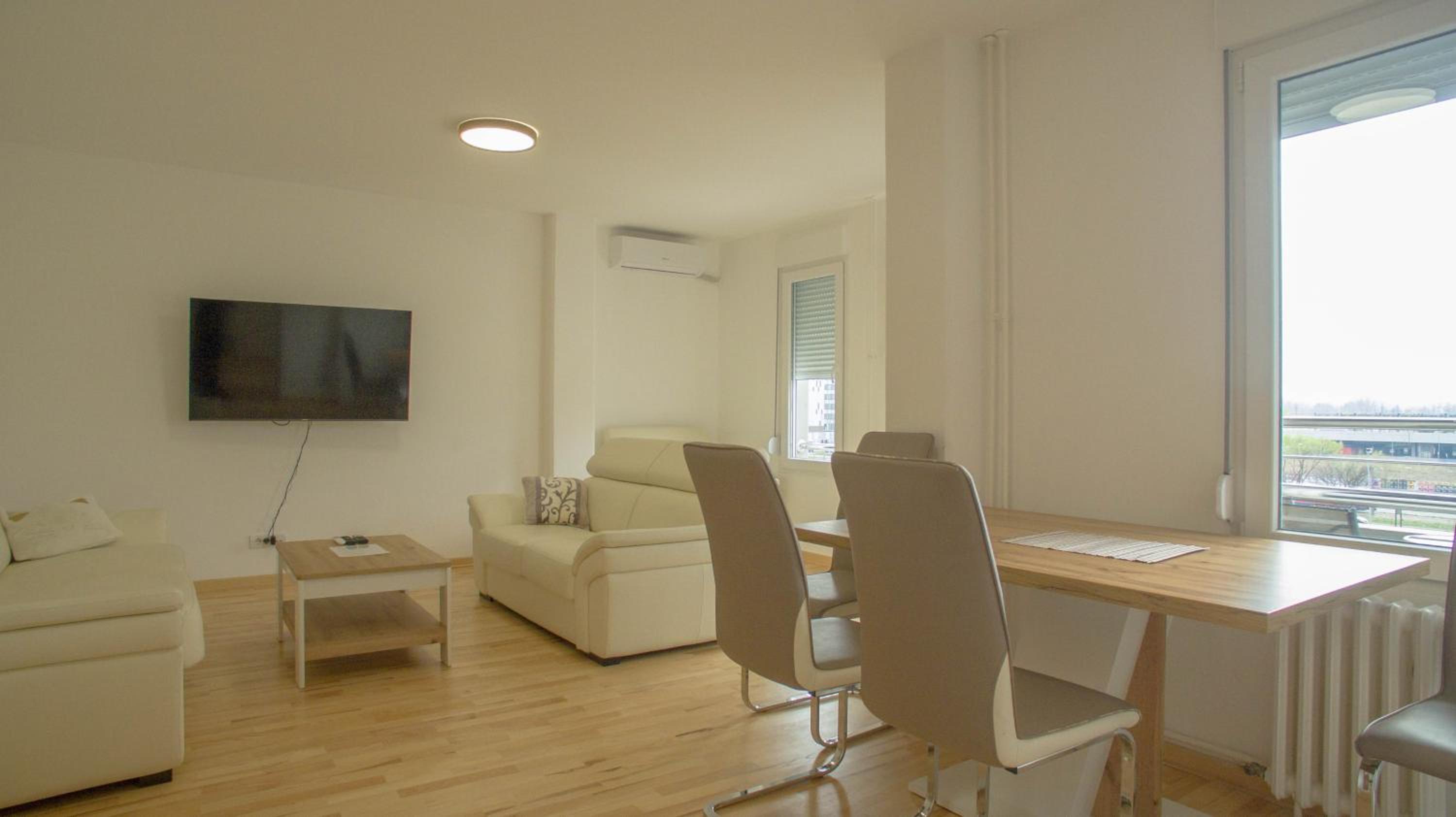 Premium stan Novi Beograd view 4