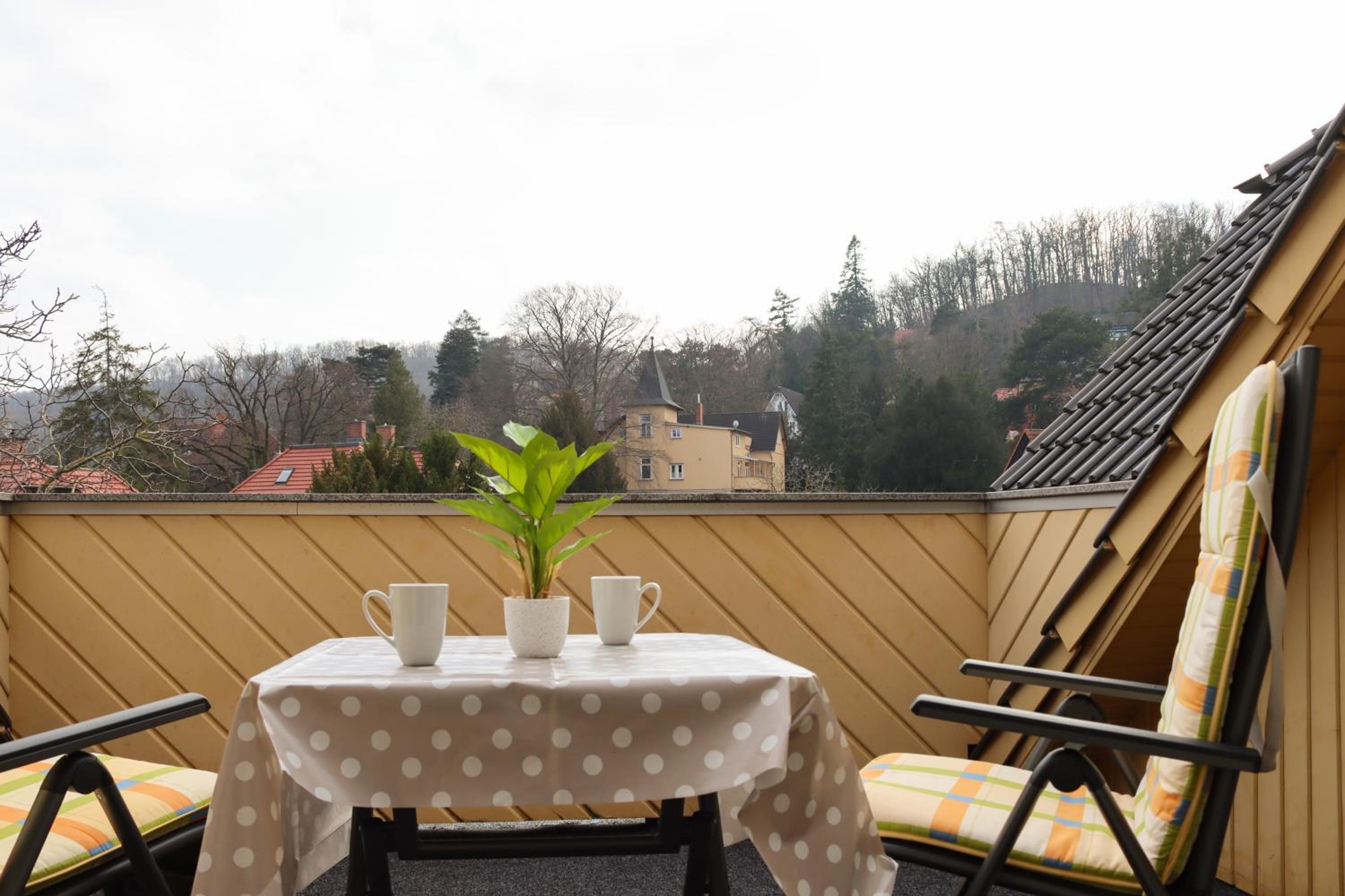 Ferienwohnung -Villa Am Stadtpark- Blankenburg mit Balkon und Sauna