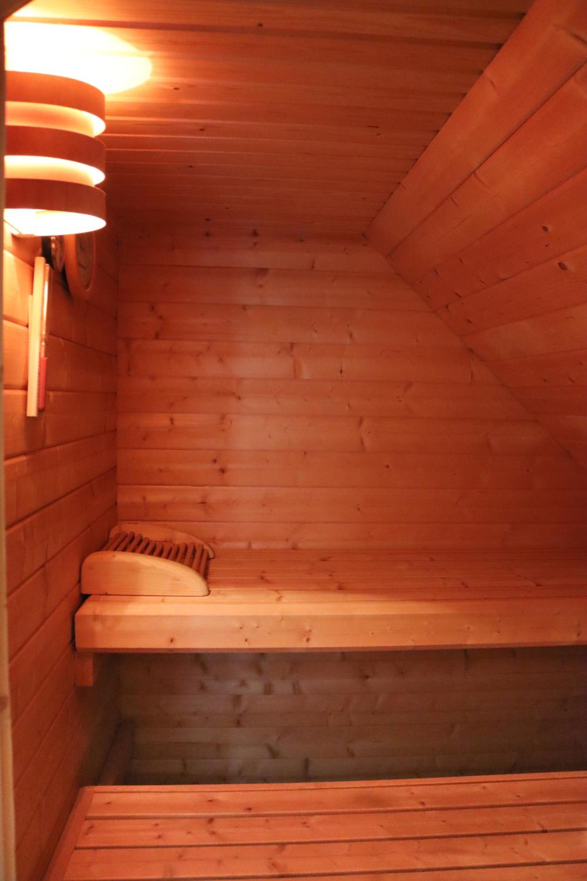 Ferienwohnung -Villa Am Stadtpark- Blankenburg mit Balkon und Sauna