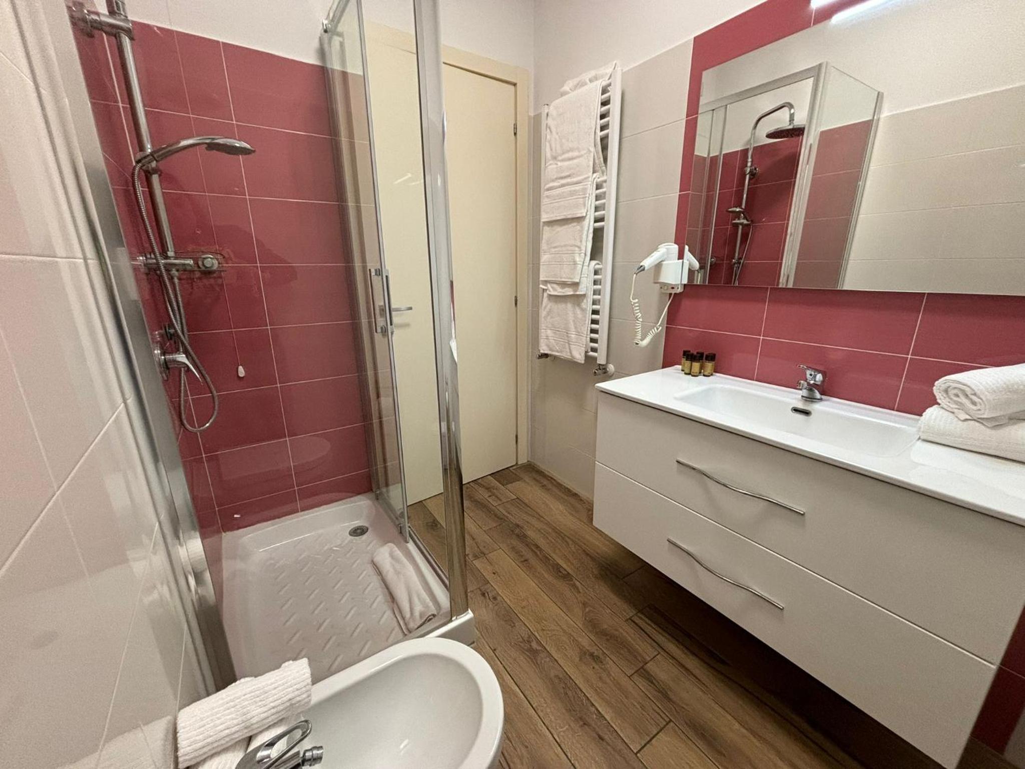 Airuno Rooms photo 4