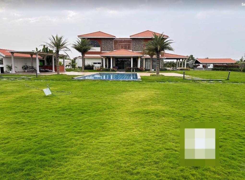 Redhomex Cove Castle Villa view 3