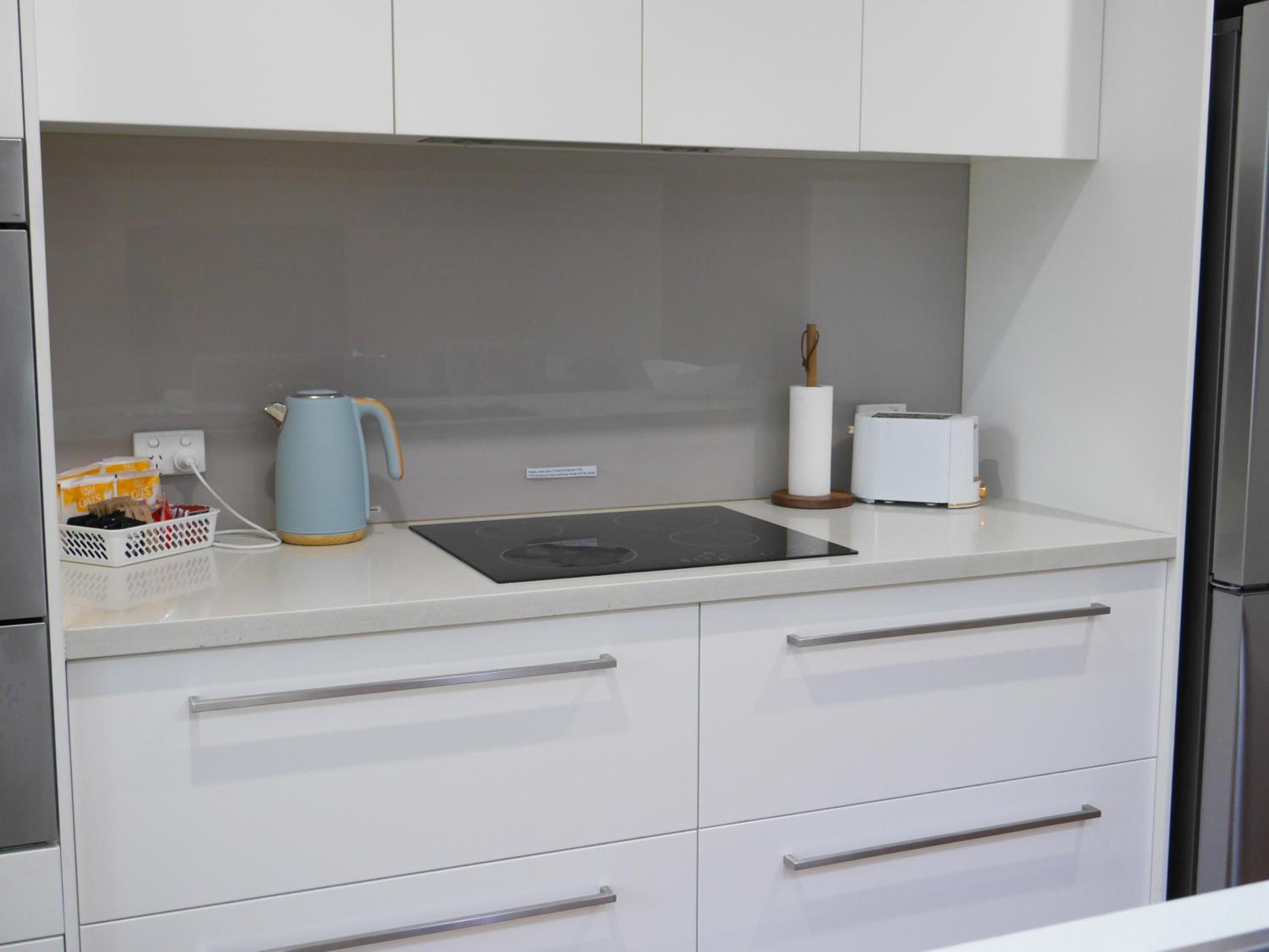Luxury Home in Yowie Bay - pet friendly