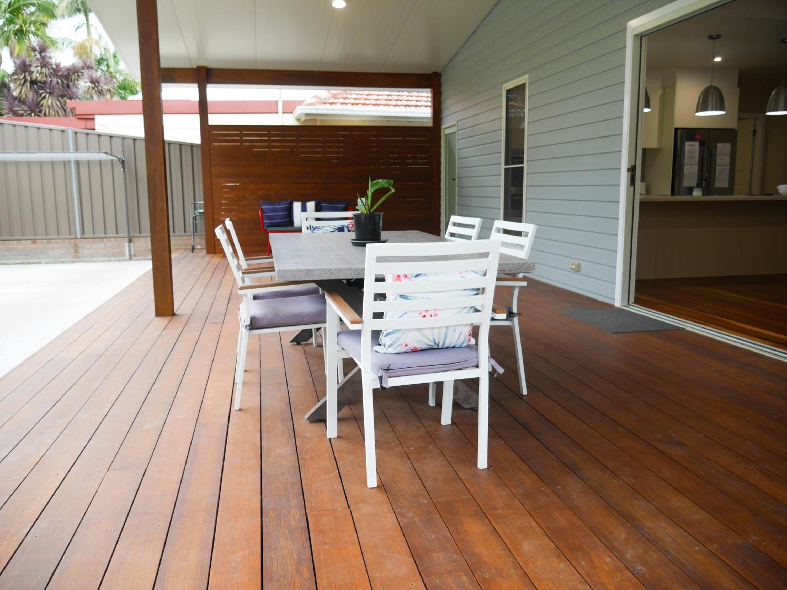 Luxury Home in Yowie Bay - pet friendly