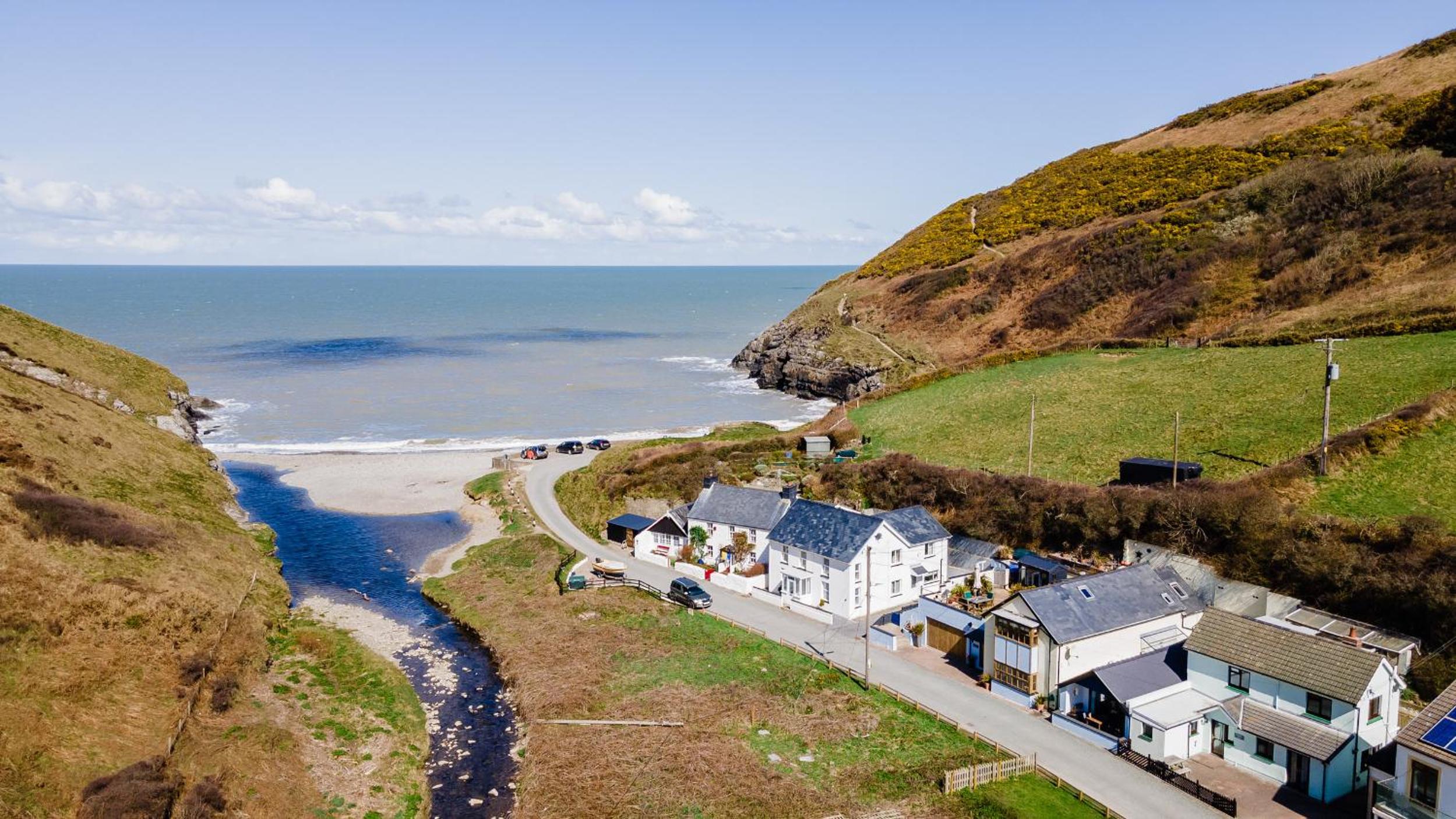 Brynifor Llangrannog