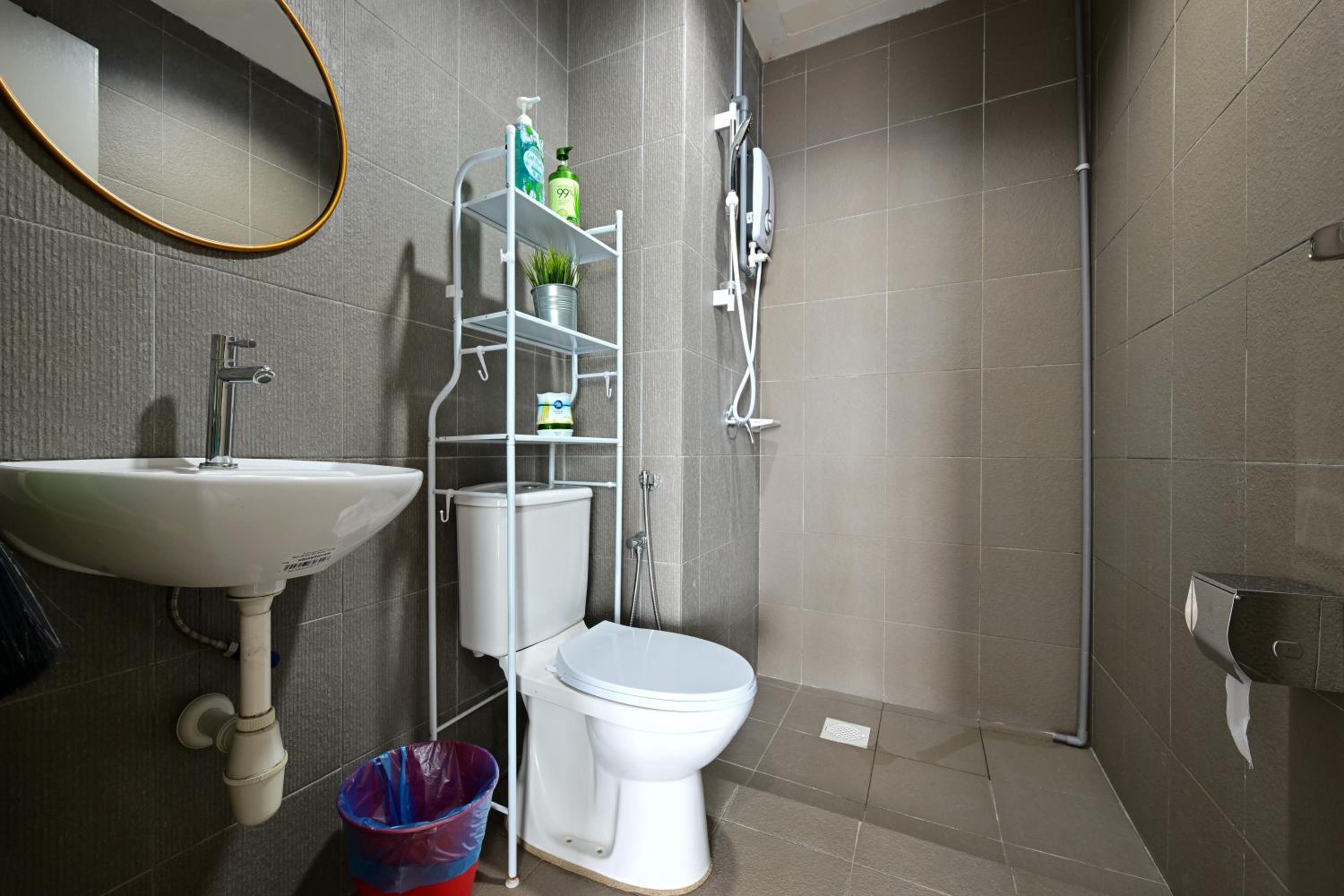 SS15 Courtyard by Xuites, 5pax-Netflix-Mall-LRT-Subang Jaya photo 4
