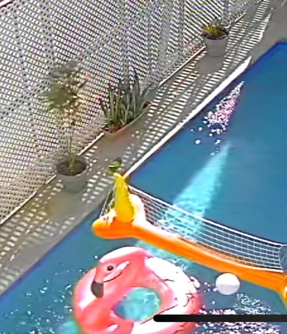 The PoolSide Pad- 5 mins from Airport & Beaches view 3