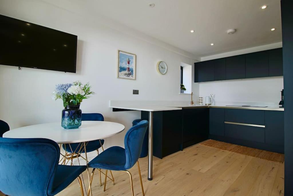Marine View Apartment By Air Premier view 2