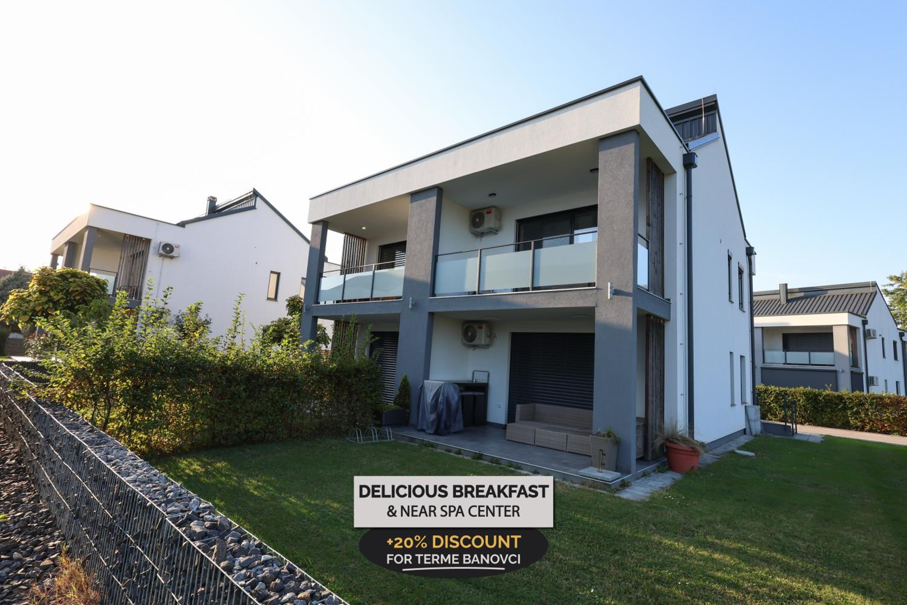 Hotel White Mountain Apartment - Image 1