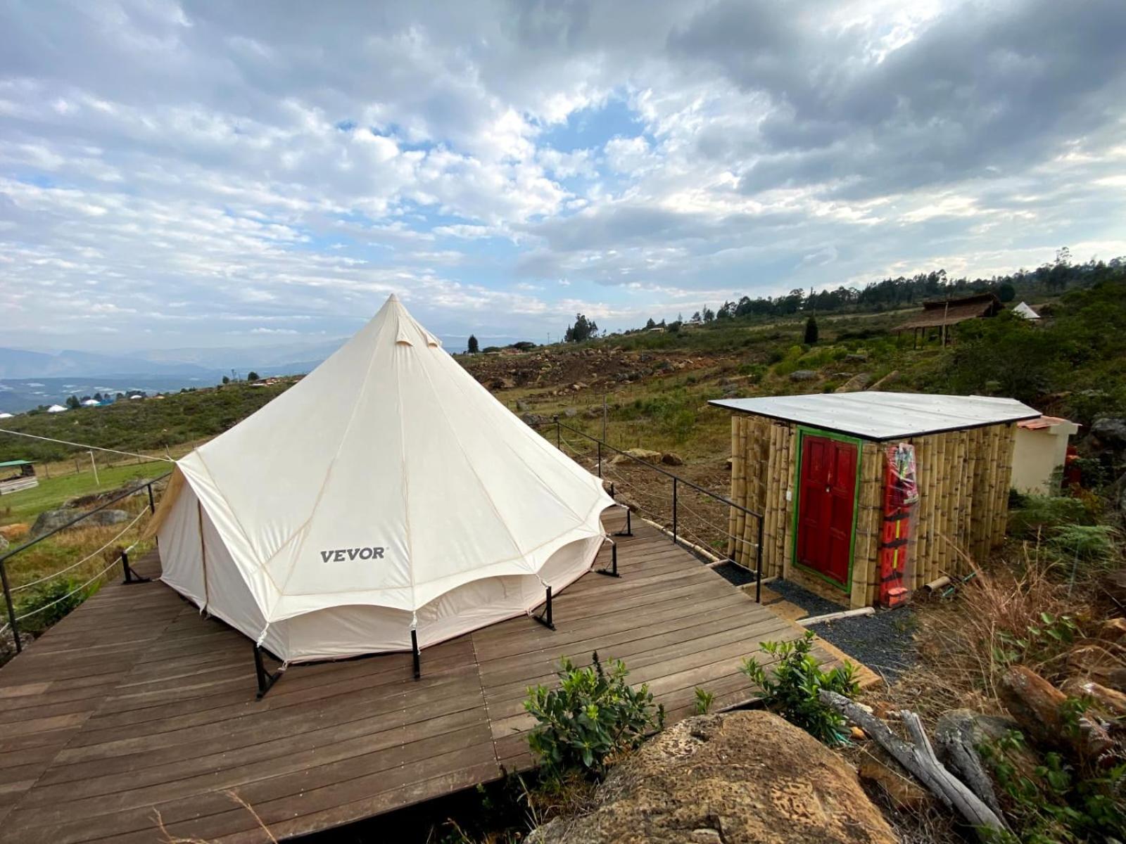 Iraca Glamp