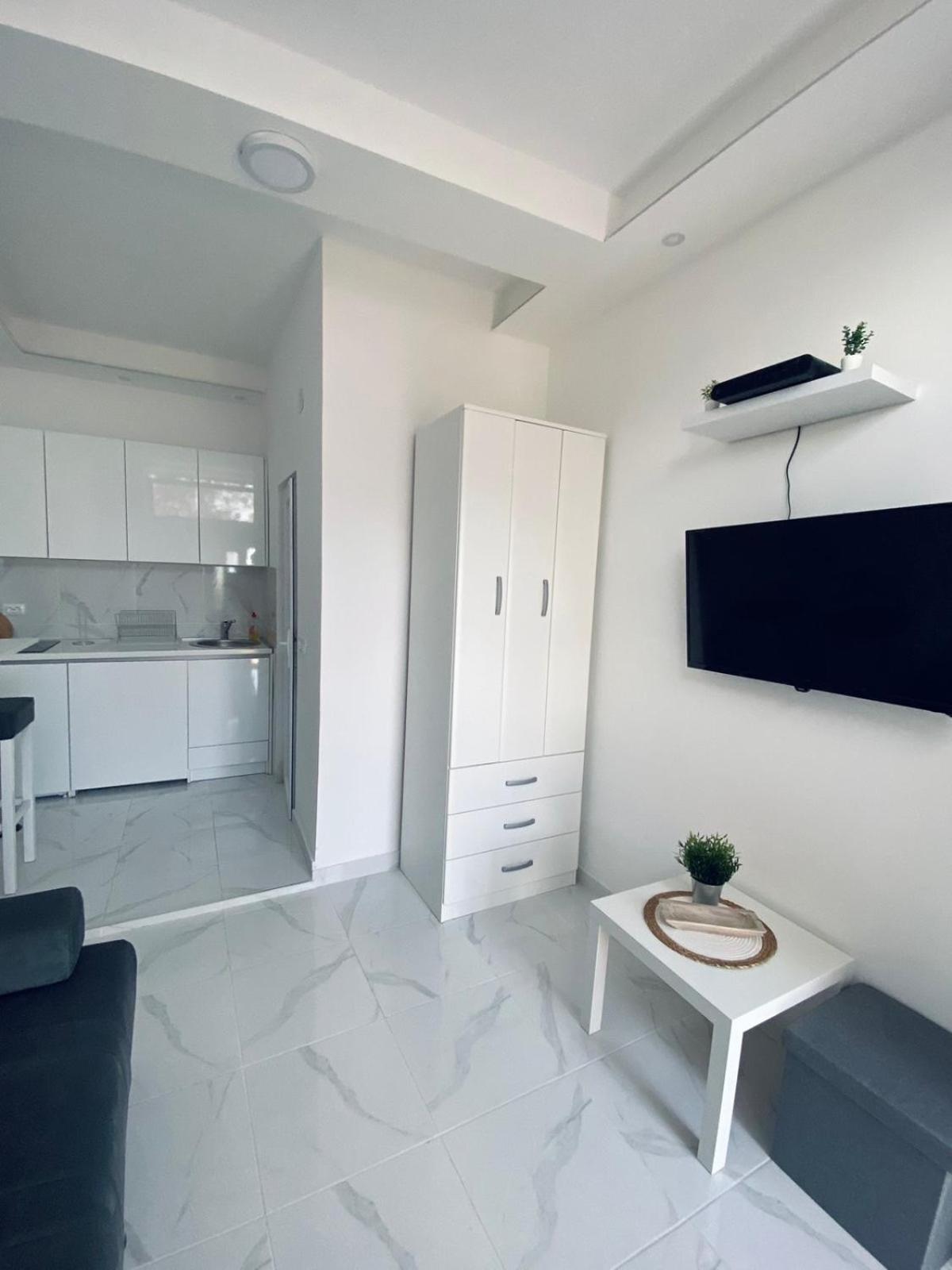 Vini Apartments