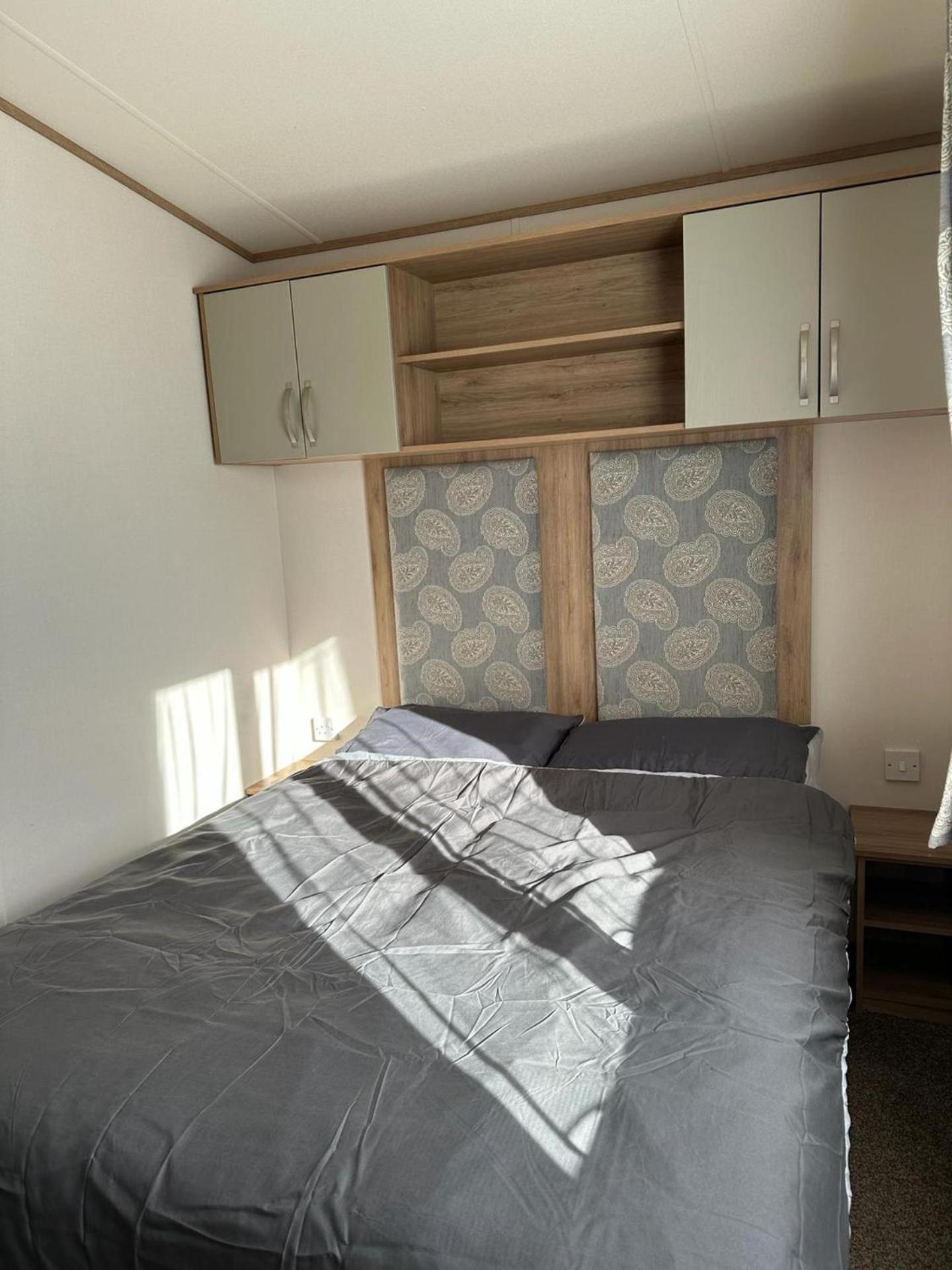Felixstowe Chimo Caravan 3BR 5minToBeach view 4
