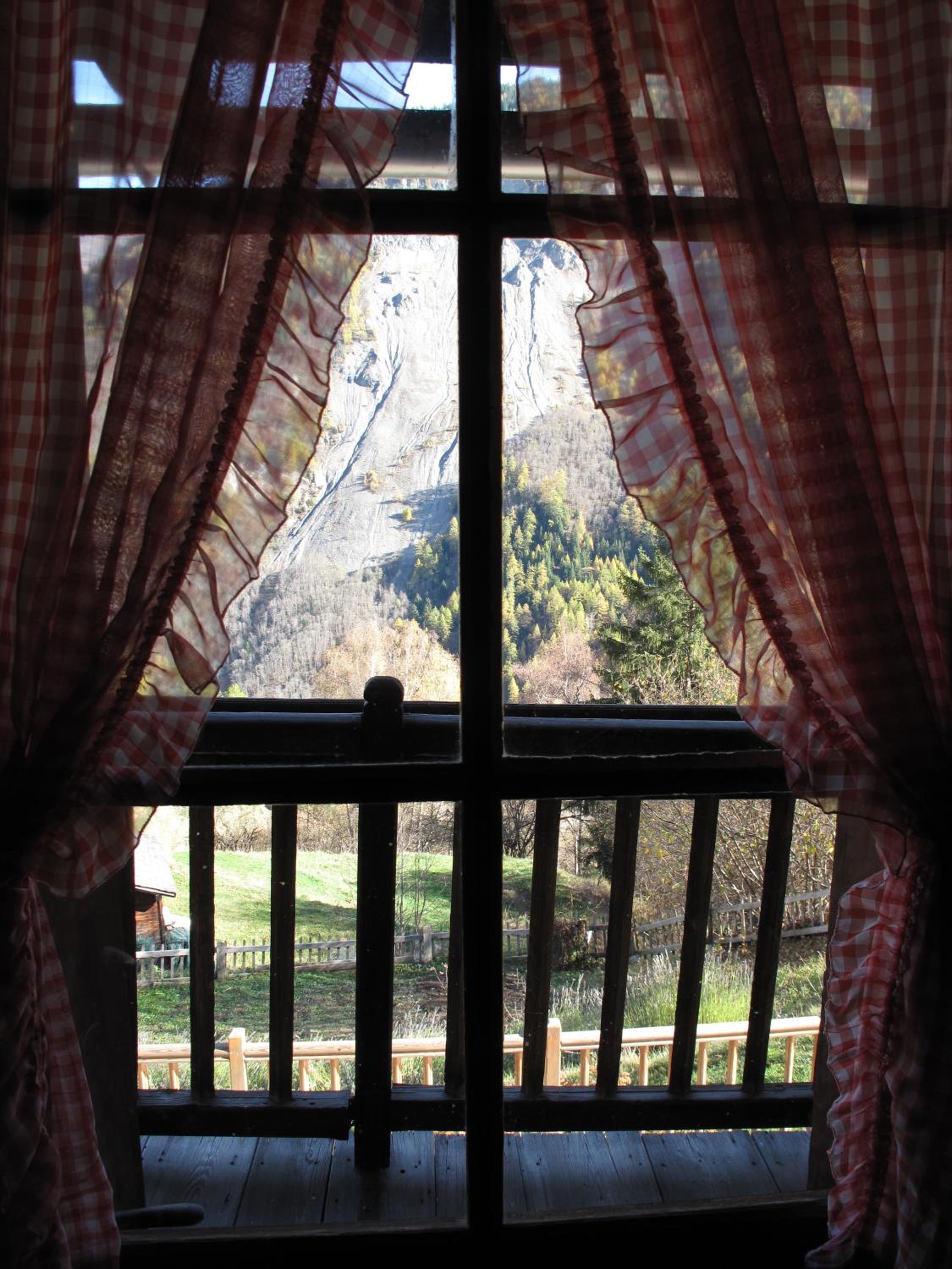 Grand Chalet du Mayen de Planraveire
