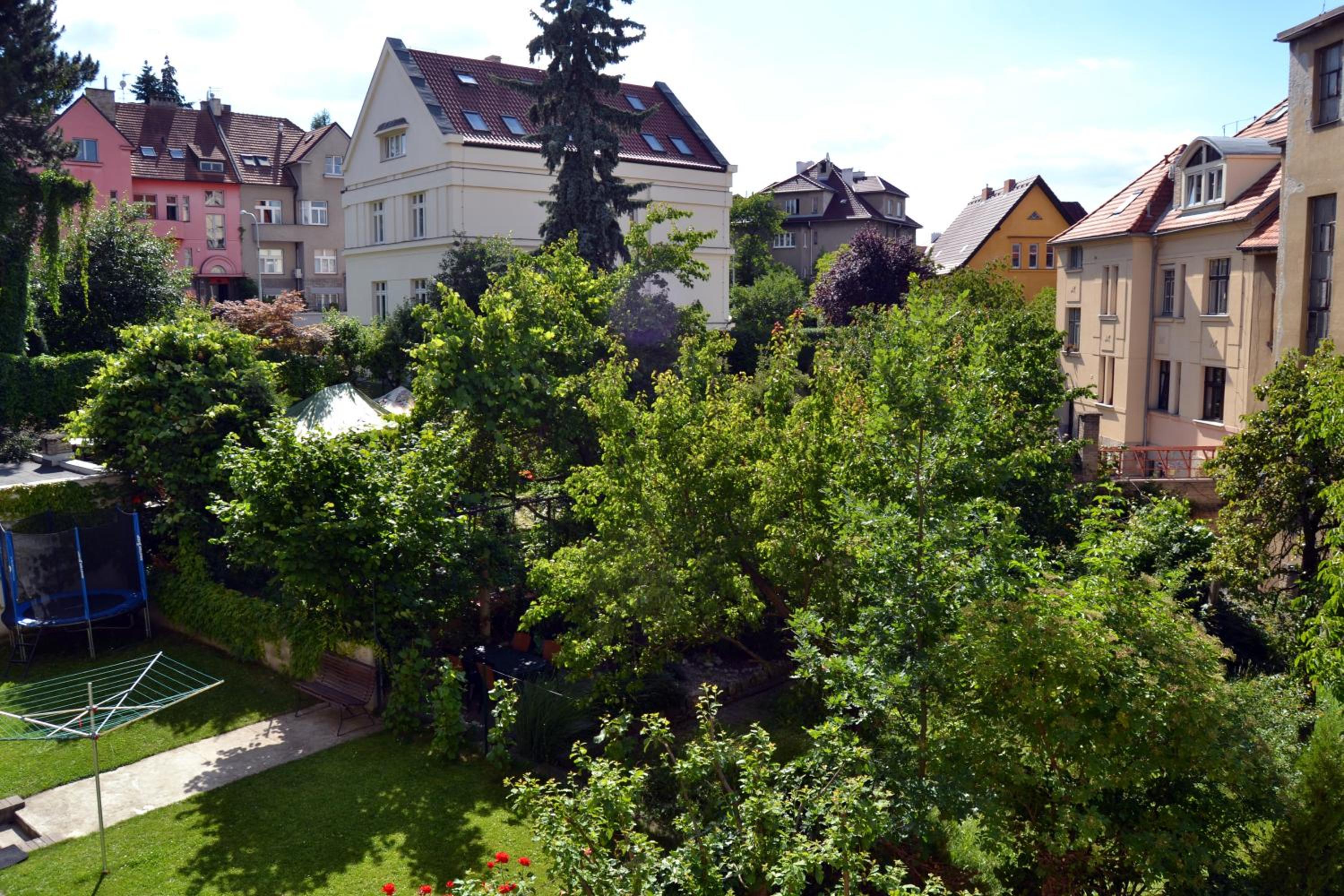 Jezerka Apartments - Free Parking - Easy Access to Center
