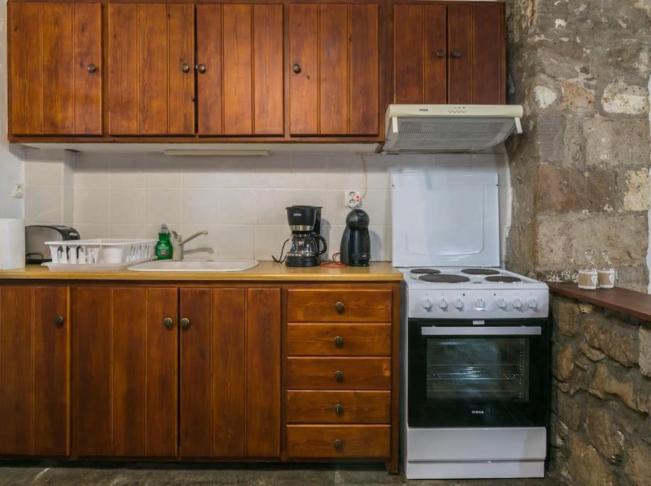 Olive Guesthouse Trypiti