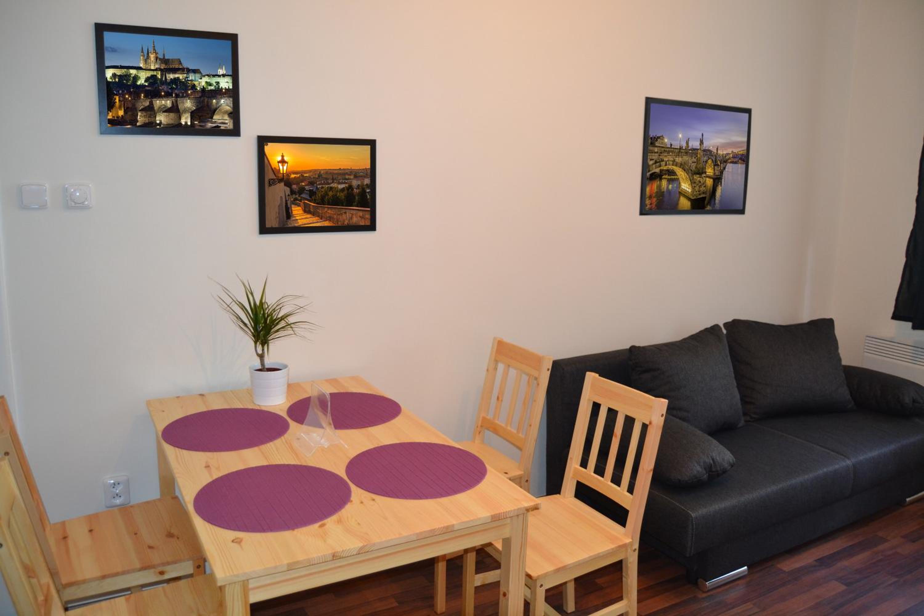Jezerka Apartments - Free Parking - Easy Access to Center