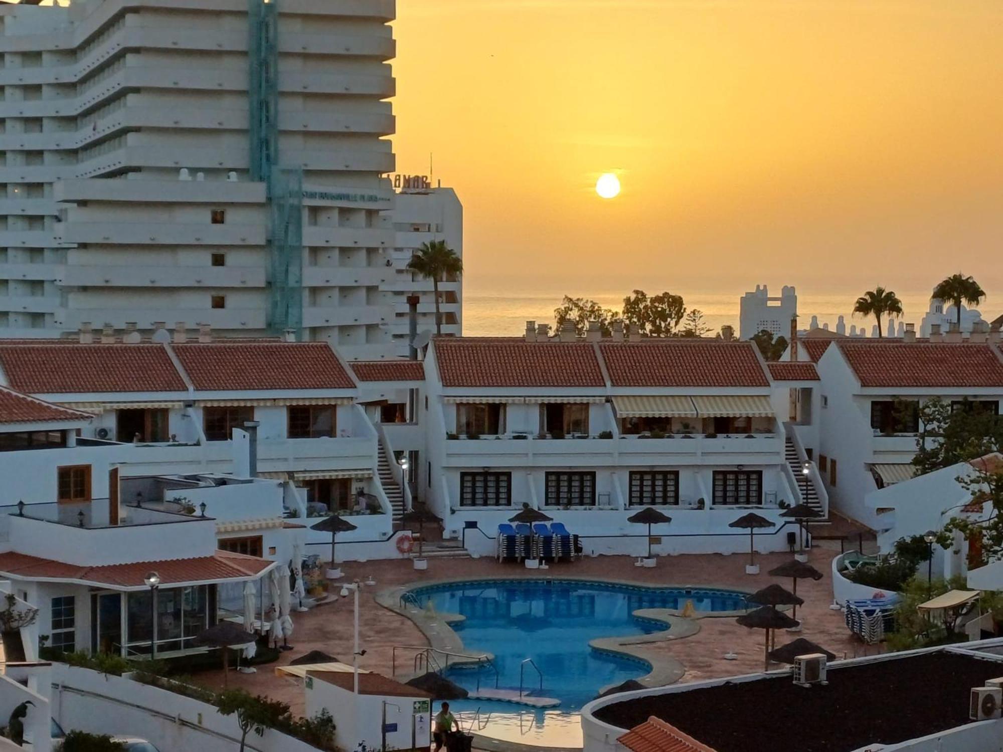 Apartament Sorina Garden City with heated pool and ocean view photo 2