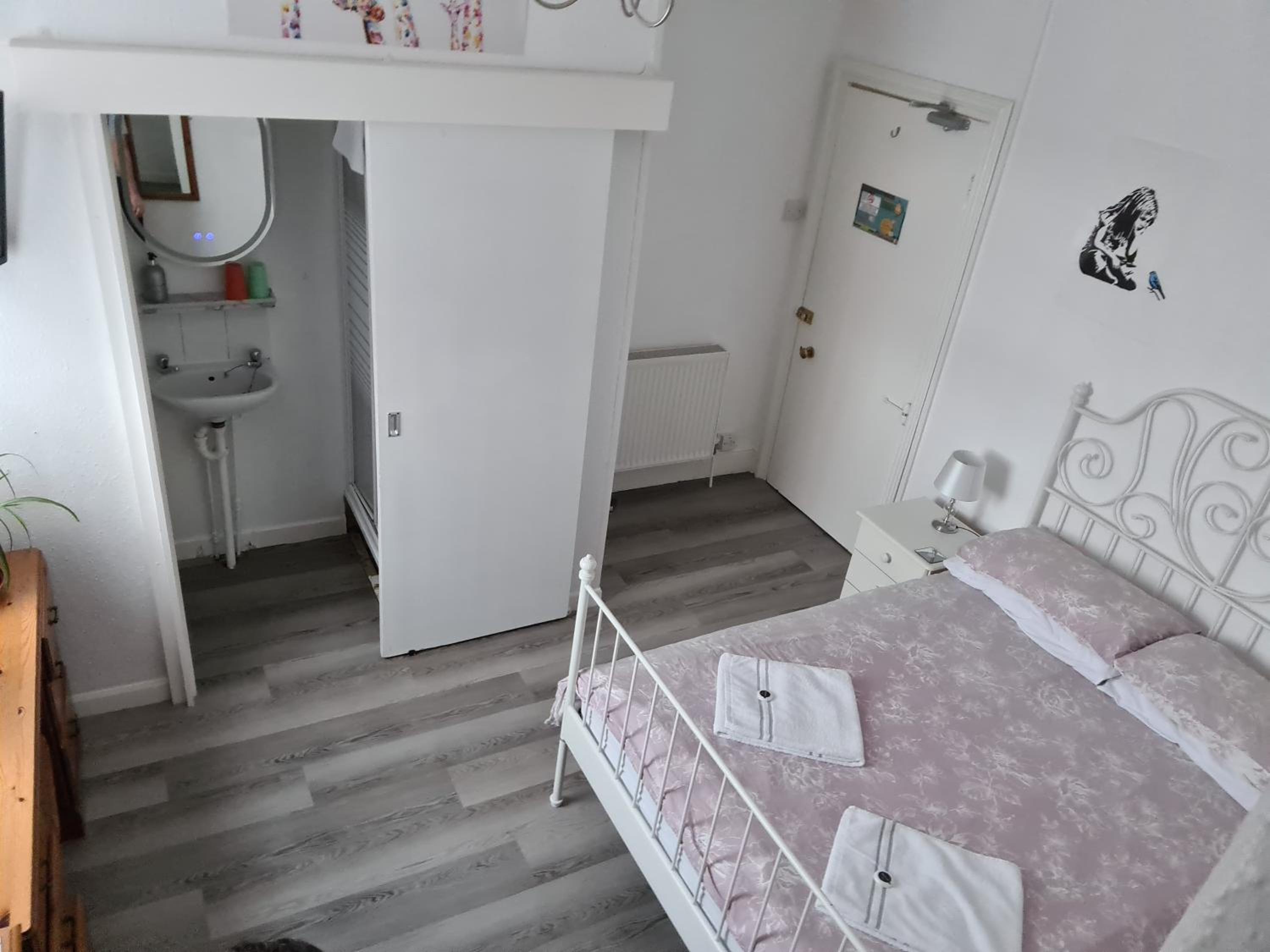 Photo 6