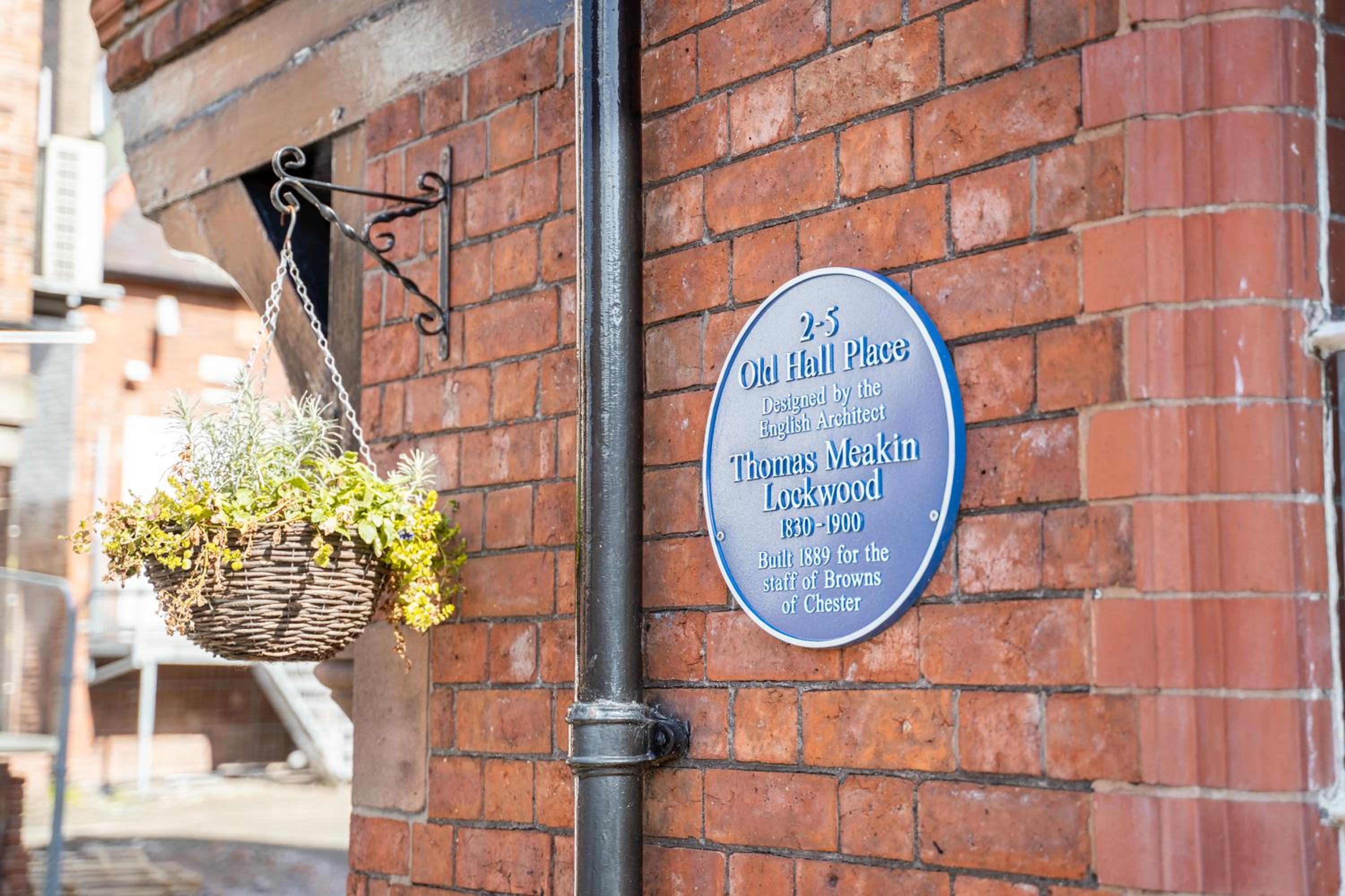 Fantastic town centre location Sleeps 4