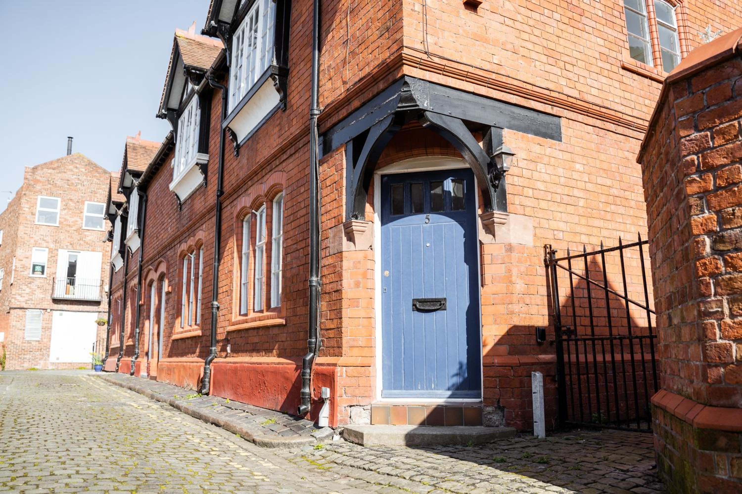 Fantastic town centre location Sleeps 4