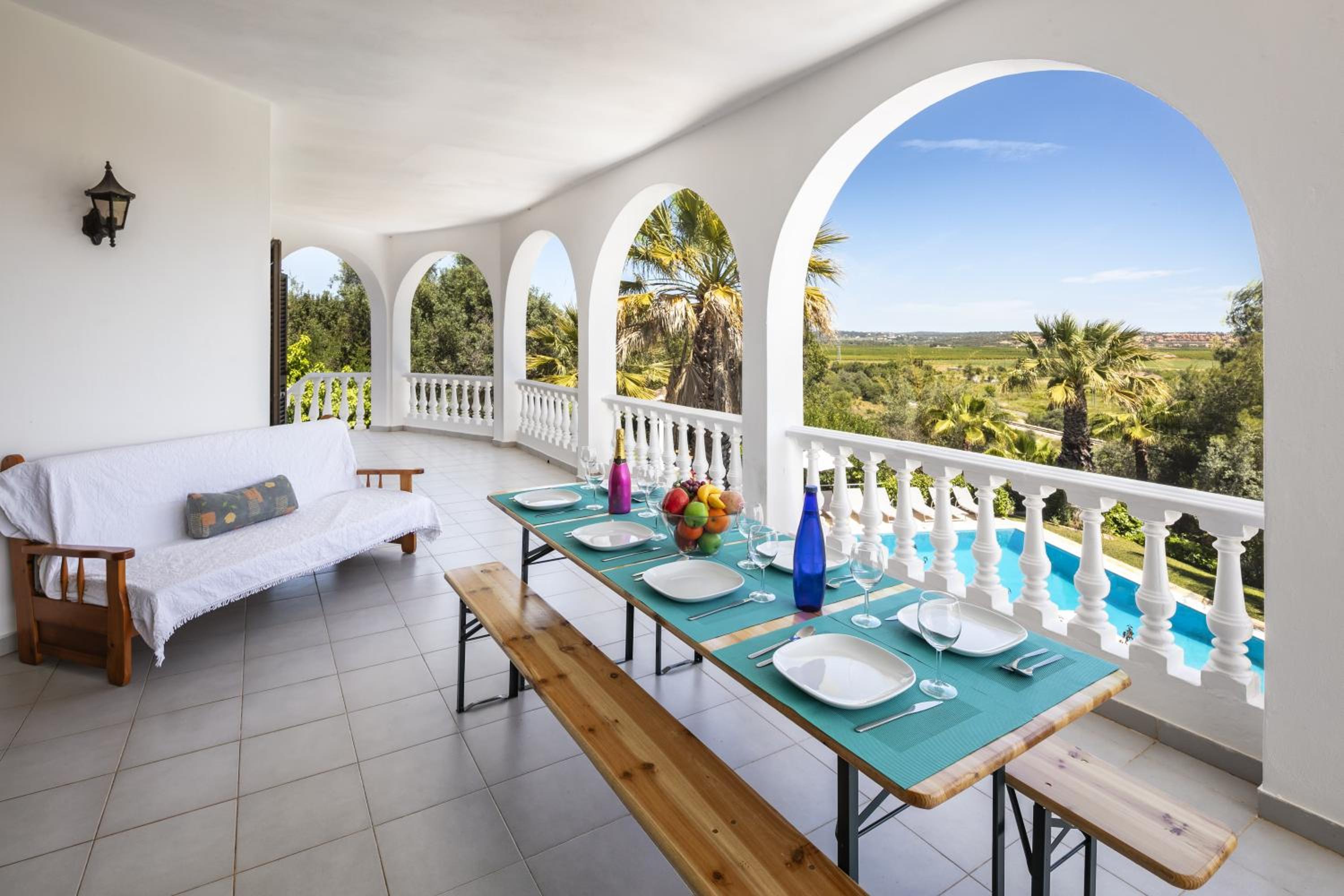 Charming Algarve Villa Villa Quinta Luz 9 Bedrooms Large Pool & Snooker
