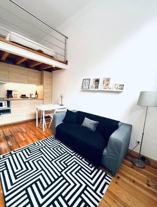 Lovely Studio, Amazing Location view 3
