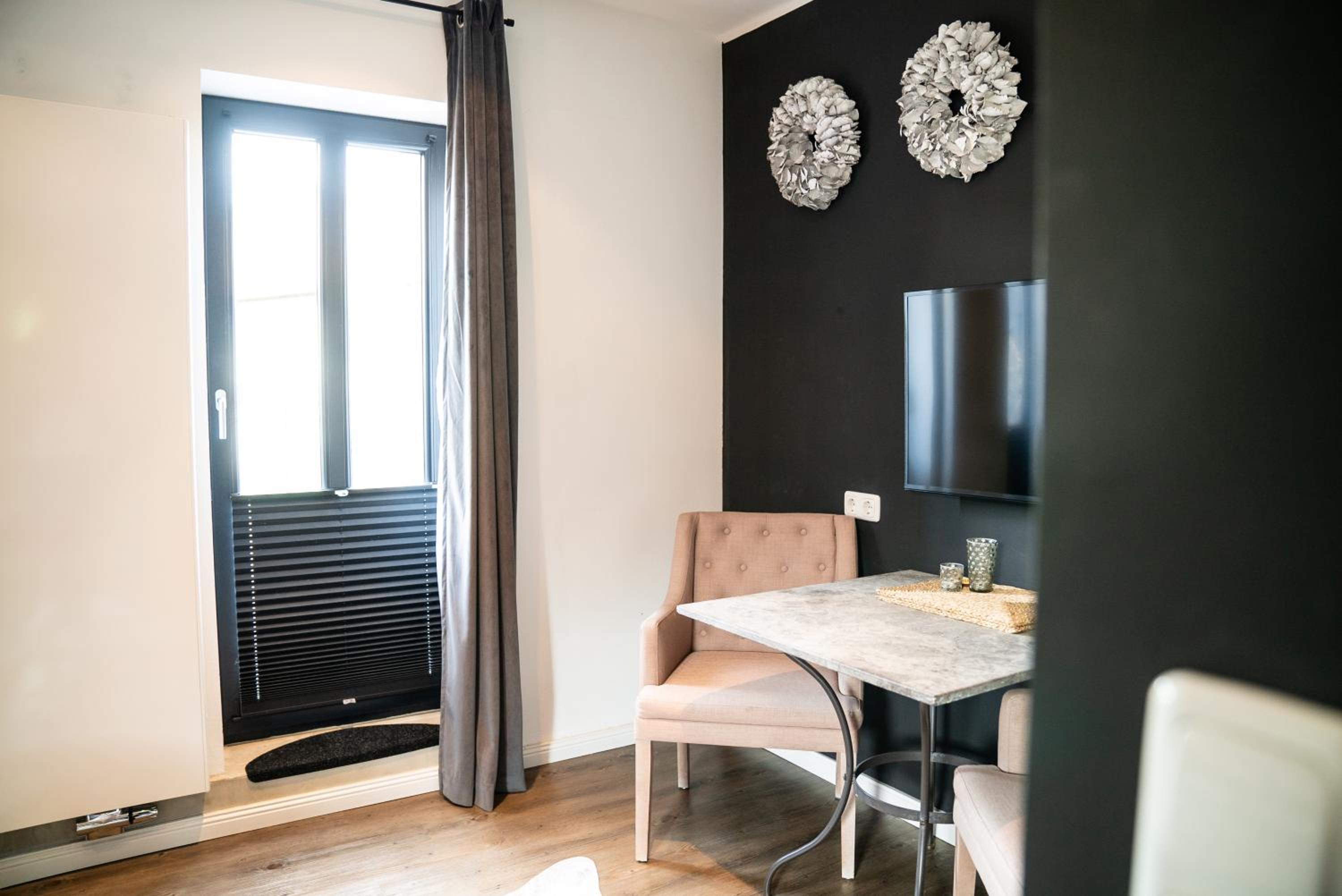 country-suites by verdino LIVING - Apartments & Privatzimmer