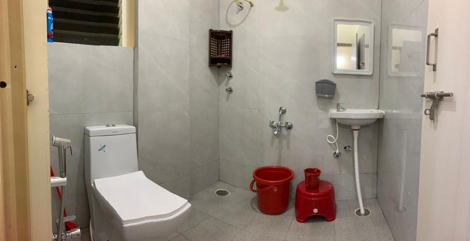 2BHK Cozy Prime Homestay Near BIEC & IKEA Bangalore view 4
