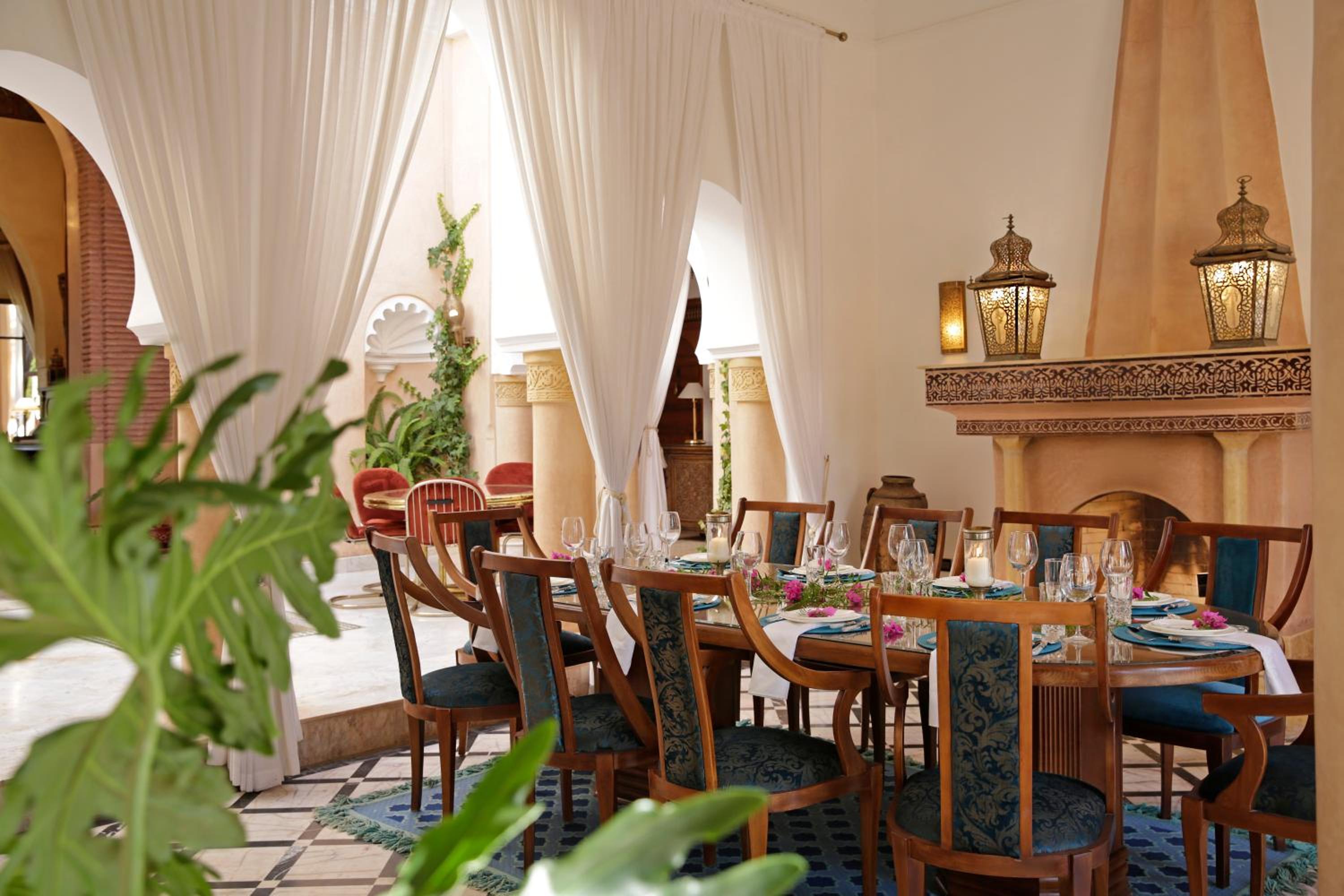 dining