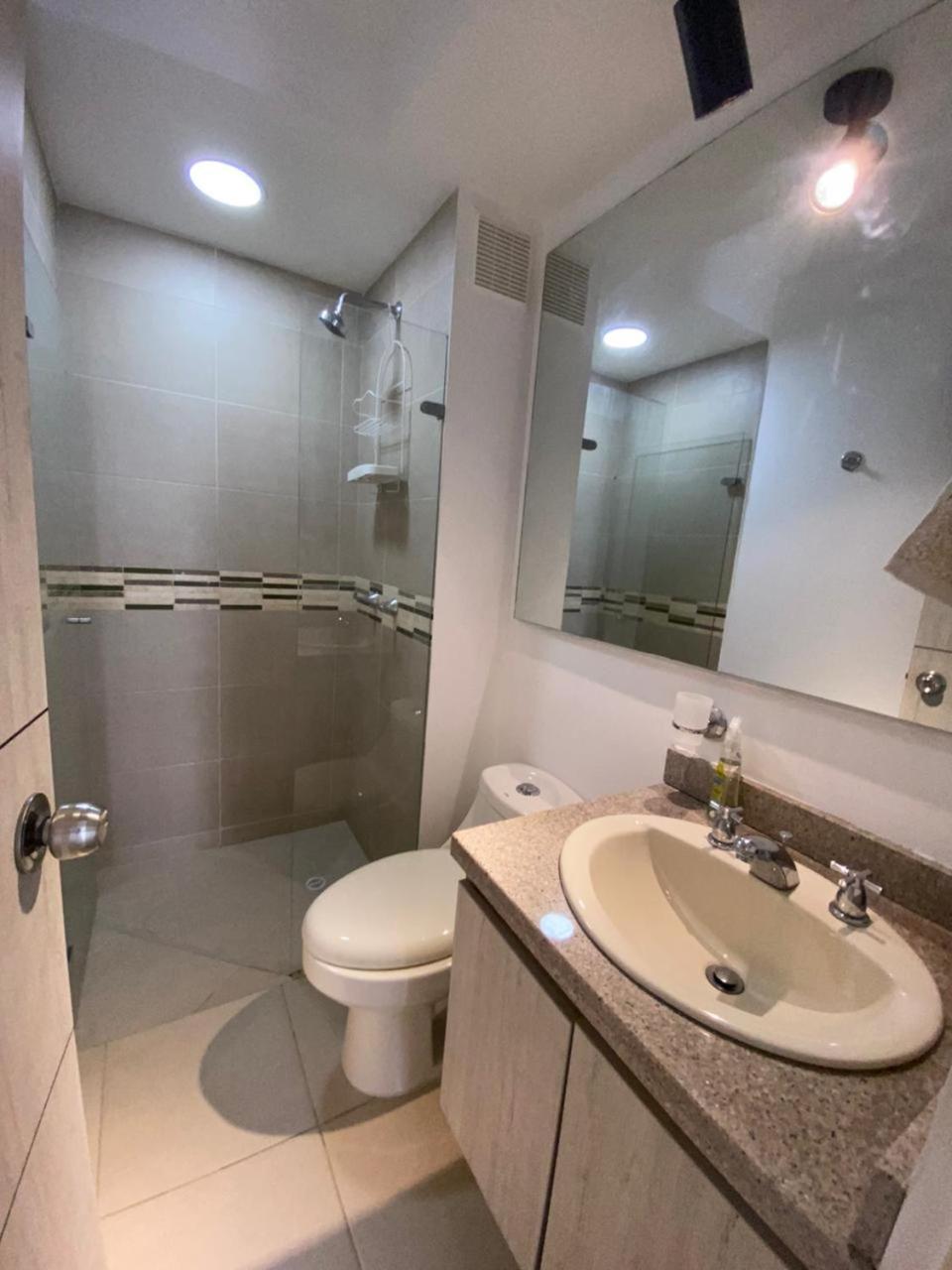Hermoso apartamento Aqualina Green Piso 5 Vista a piscina