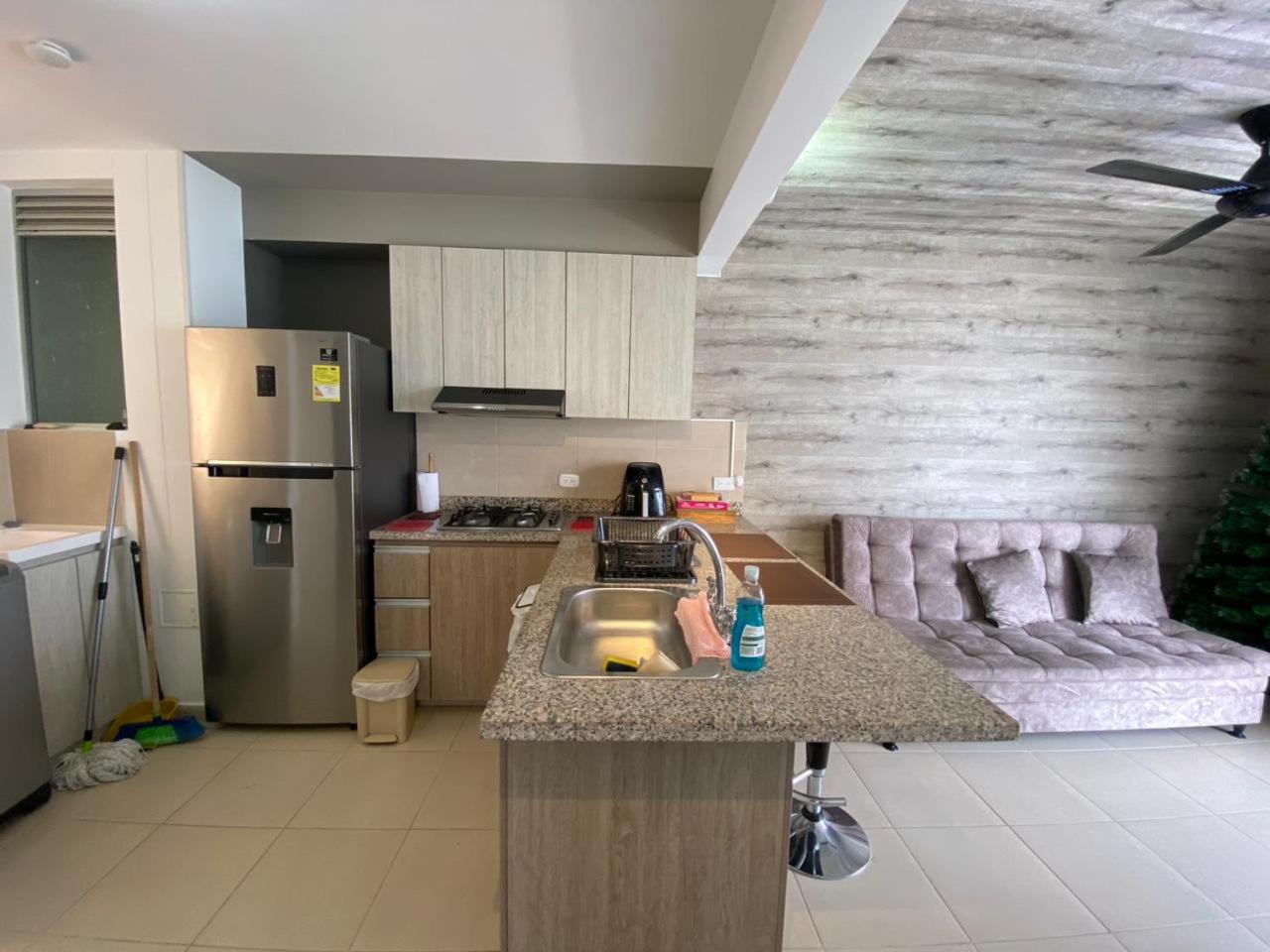 Hermoso apartamento Aqualina Green Piso 5 Vista a piscina