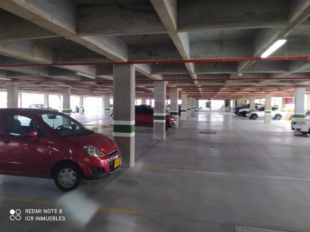Hermoso apartamento Aqualina Green Piso 5 Vista a piscina
