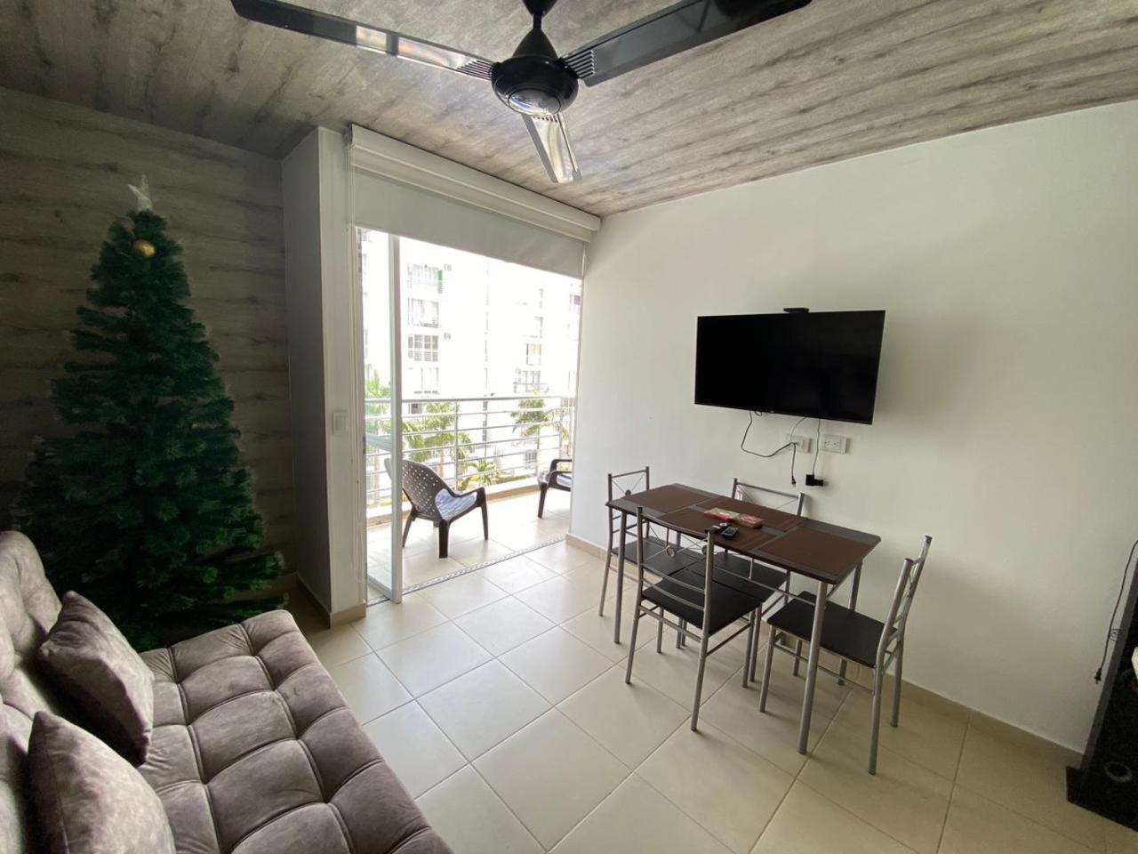 Hermoso apartamento Aqualina Green Piso 5 Vista a piscina
